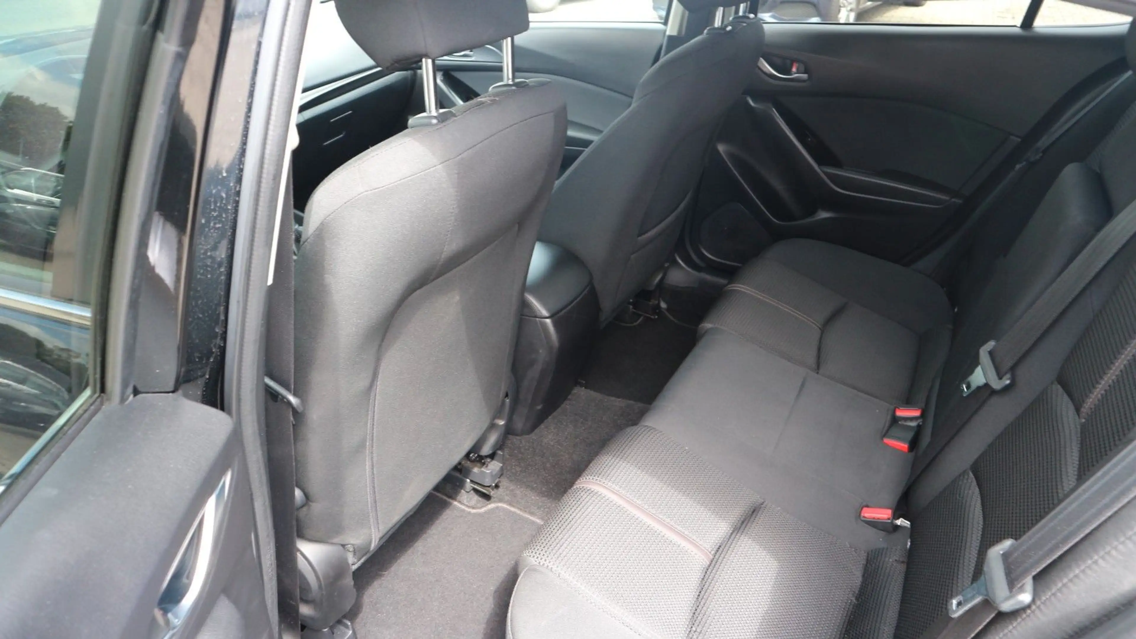 Mazda 3 2.0 SKYACTIV-G 120 Sports-Line*Head-Up*BOSE* — photo 13