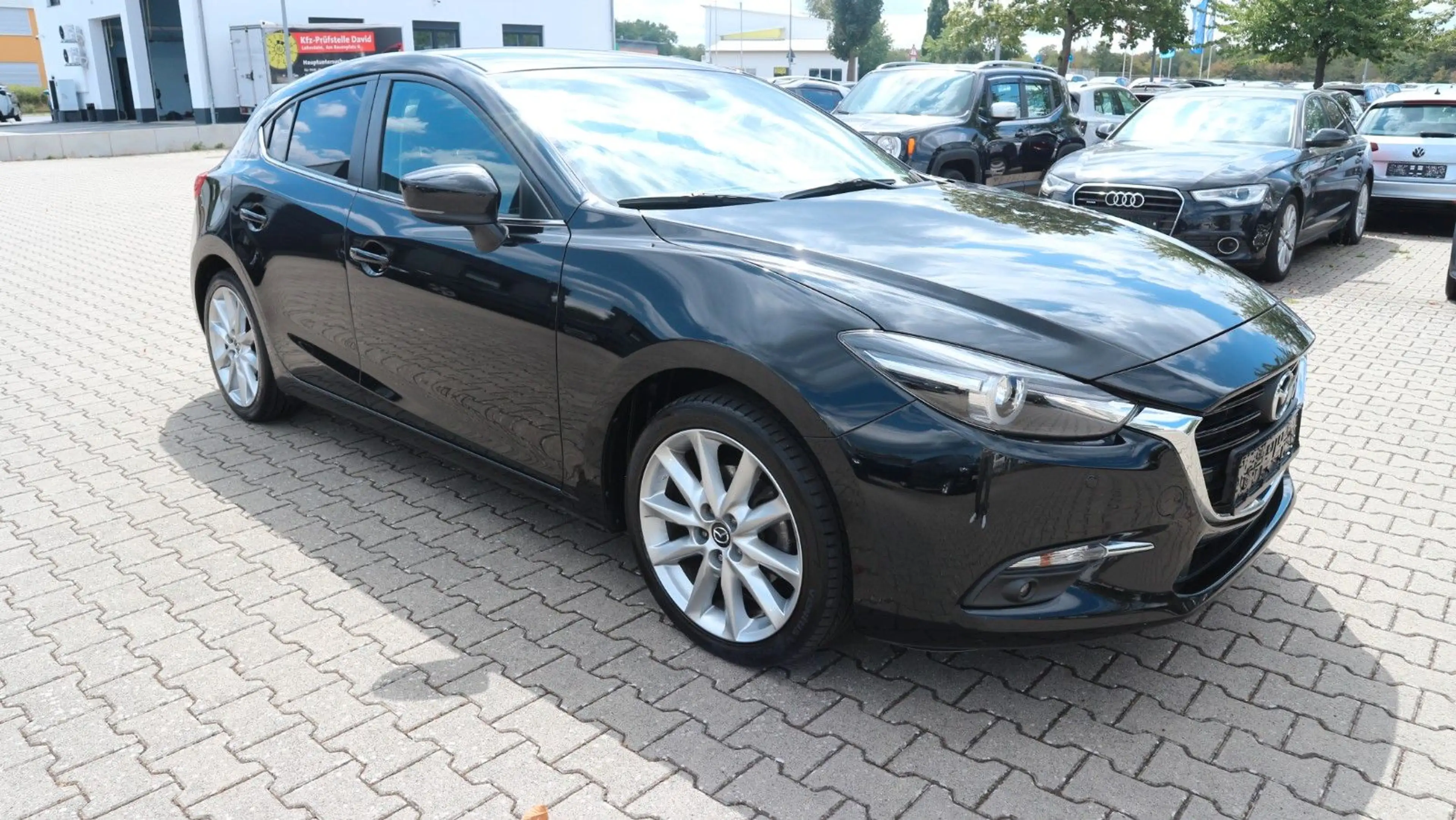 Mazda 3 2.0 SKYACTIV-G 120 Sports-Line*Head-Up*BOSE* — photo 2