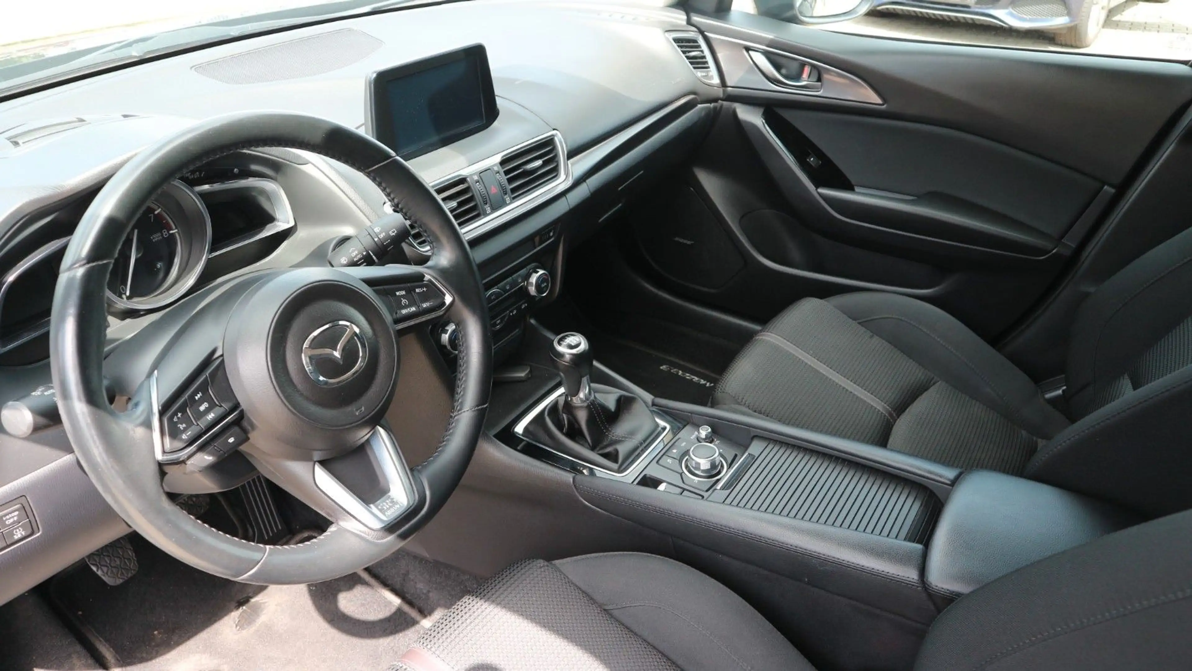 Mazda 3 2.0 SKYACTIV-G 120 Sports-Line*Head-Up*BOSE* — photo 9