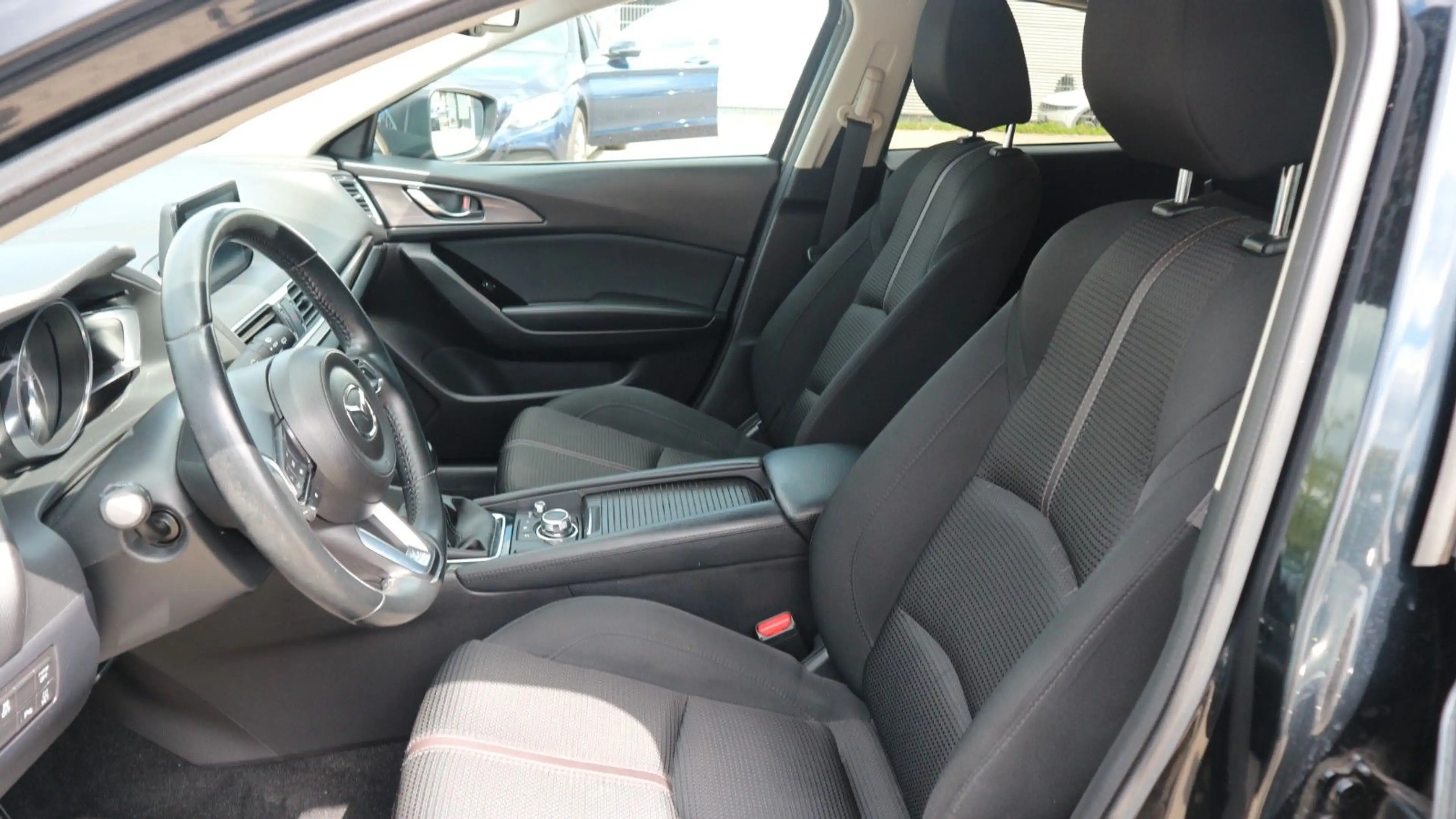 Mazda 3 2.0 SKYACTIV-G 120 Sports-Line*Head-Up*BOSE* — photo 10