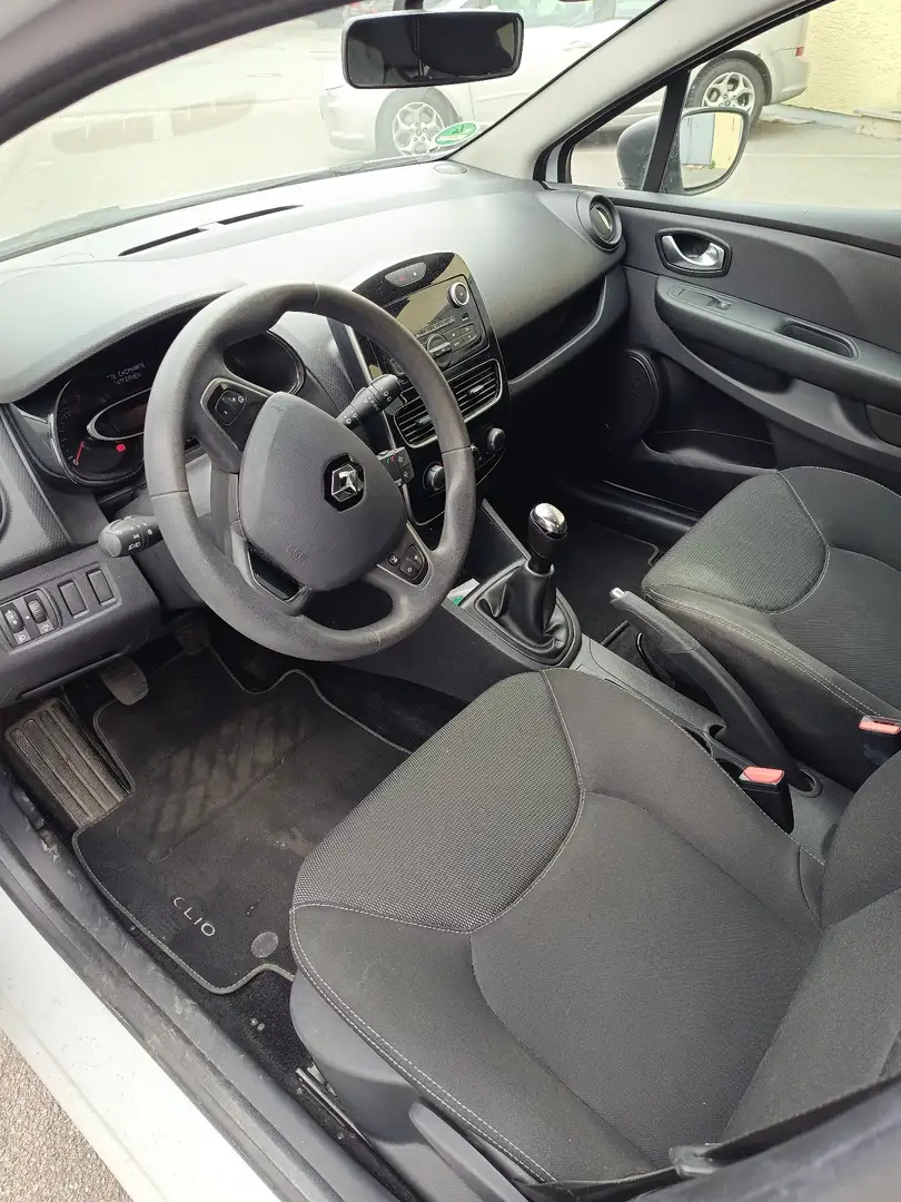 Renault Clio Grandtour 1.2 16V 75 LIFE - 1