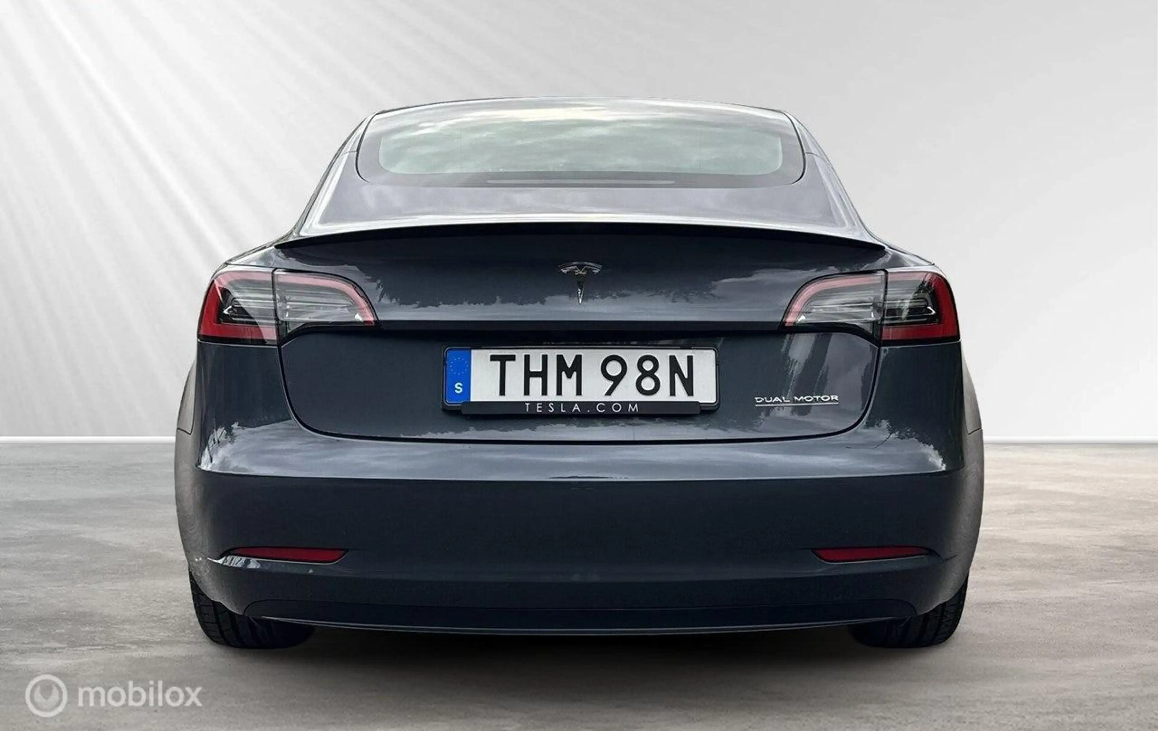 Tesla Model 3 Performance AWD 75 kWh — photo 5
