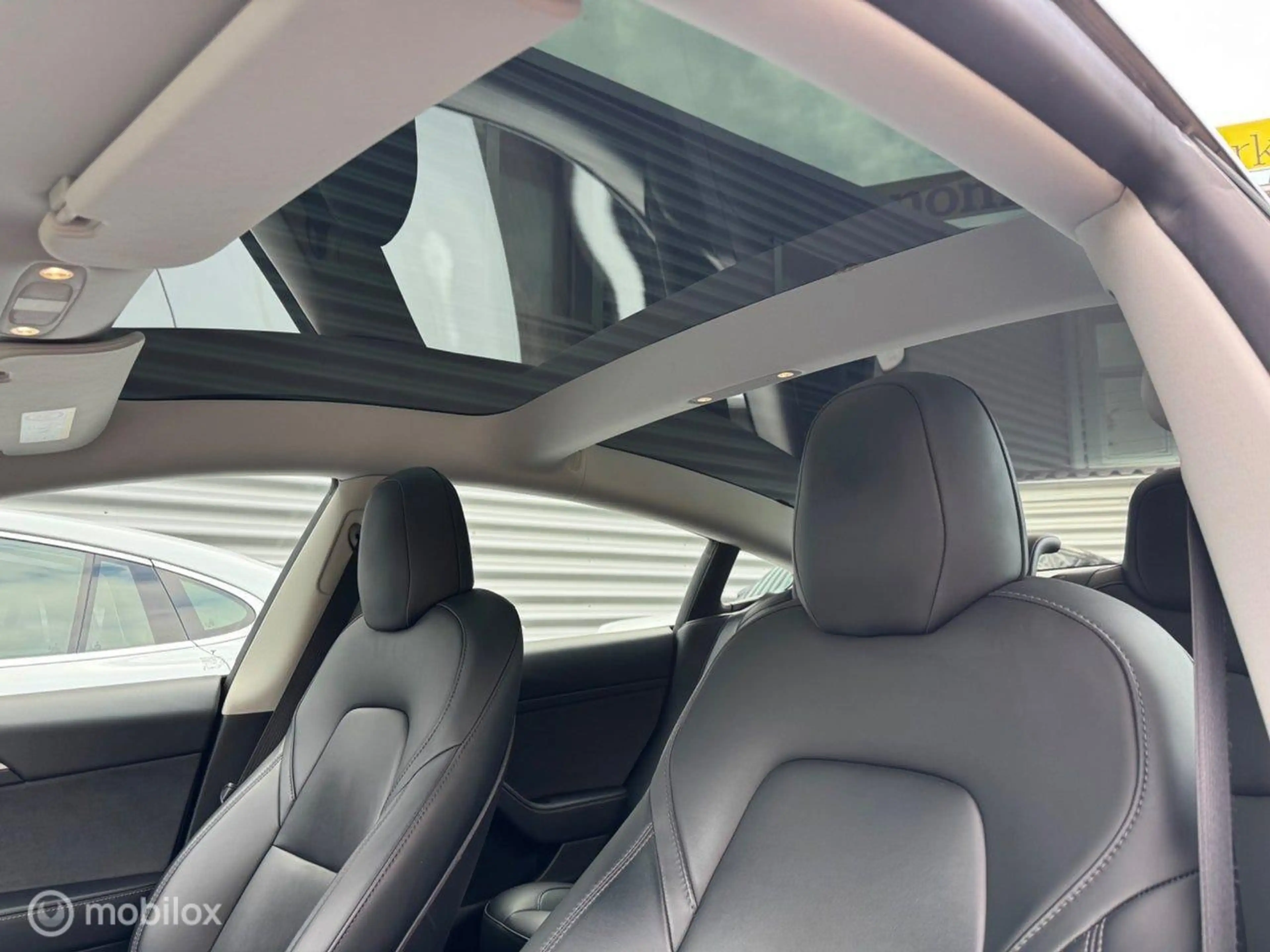 Tesla Model 3 Performance AWD 75 kWh — photo 18