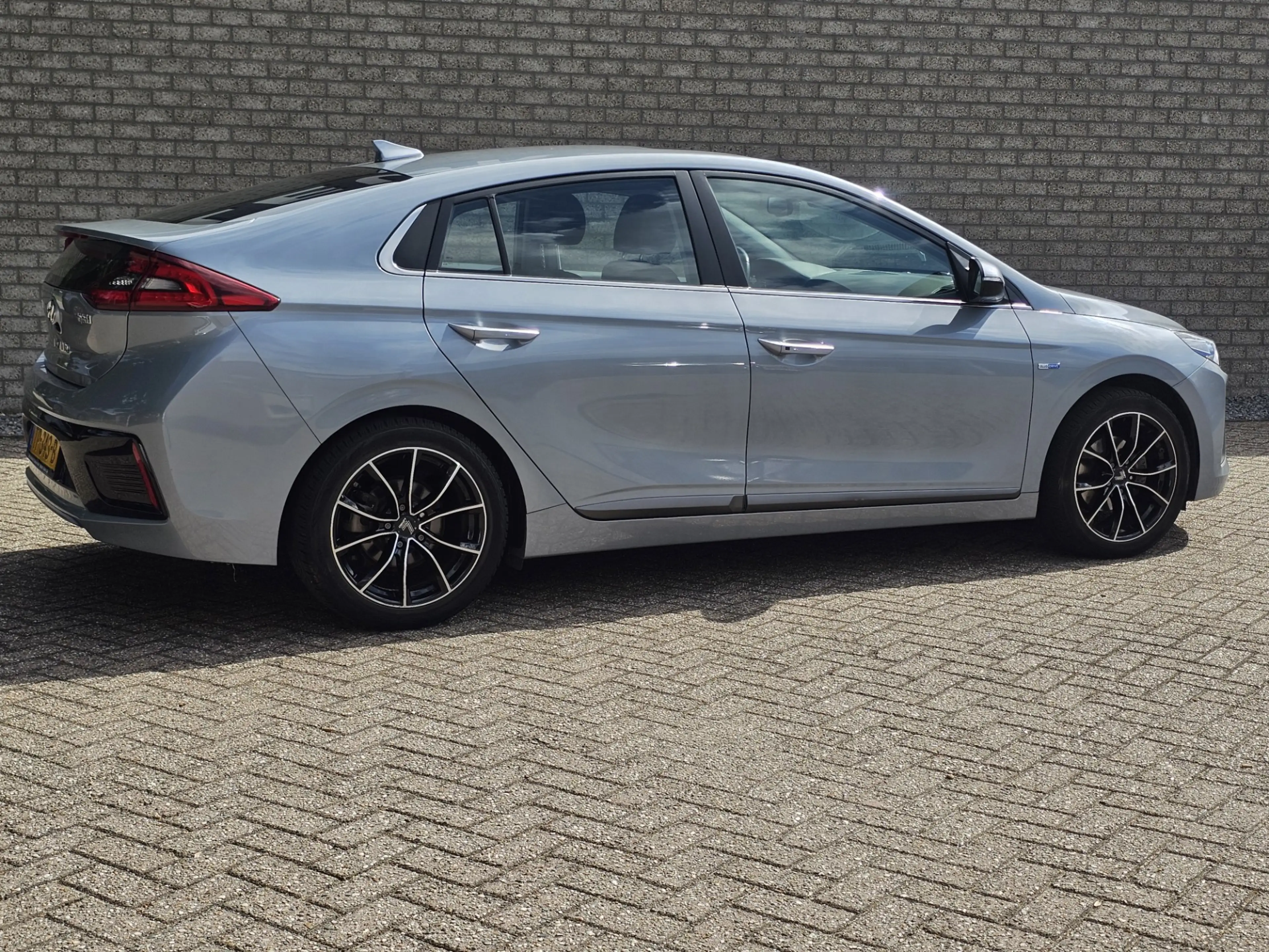 Hyundai IONIQ 1.6 GDi Premium Leer/Trekhaak — photo 6