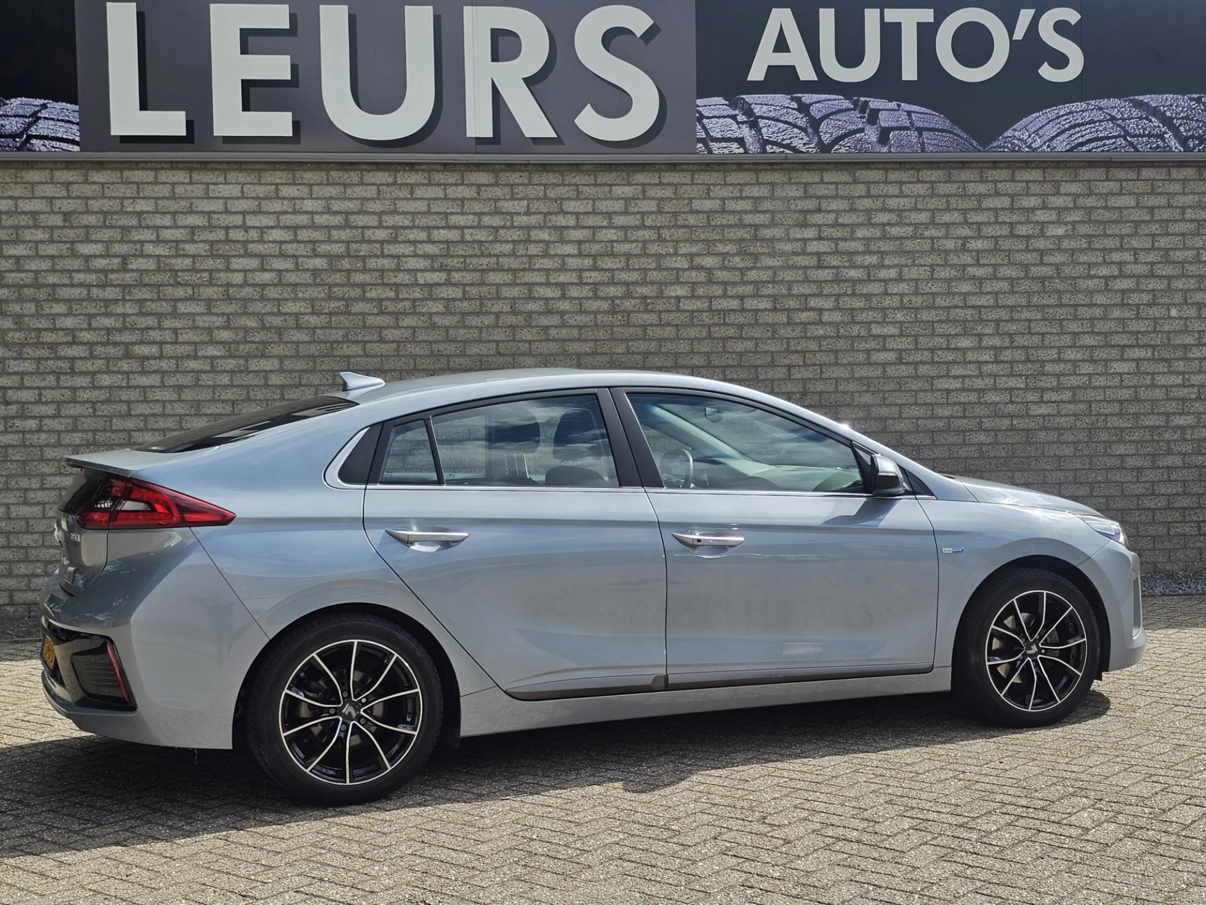 Hyundai IONIQ 1.6 GDi Premium Leer/Trekhaak — photo 5