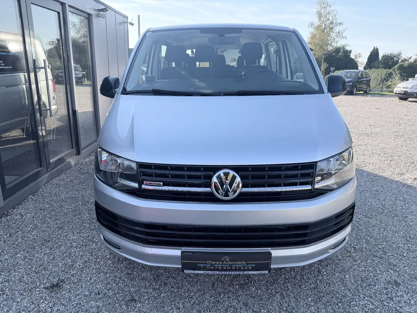 Volkswagen T6 Transporter T6 2.0 TDI 4Motion Kombi lang Silber - 2