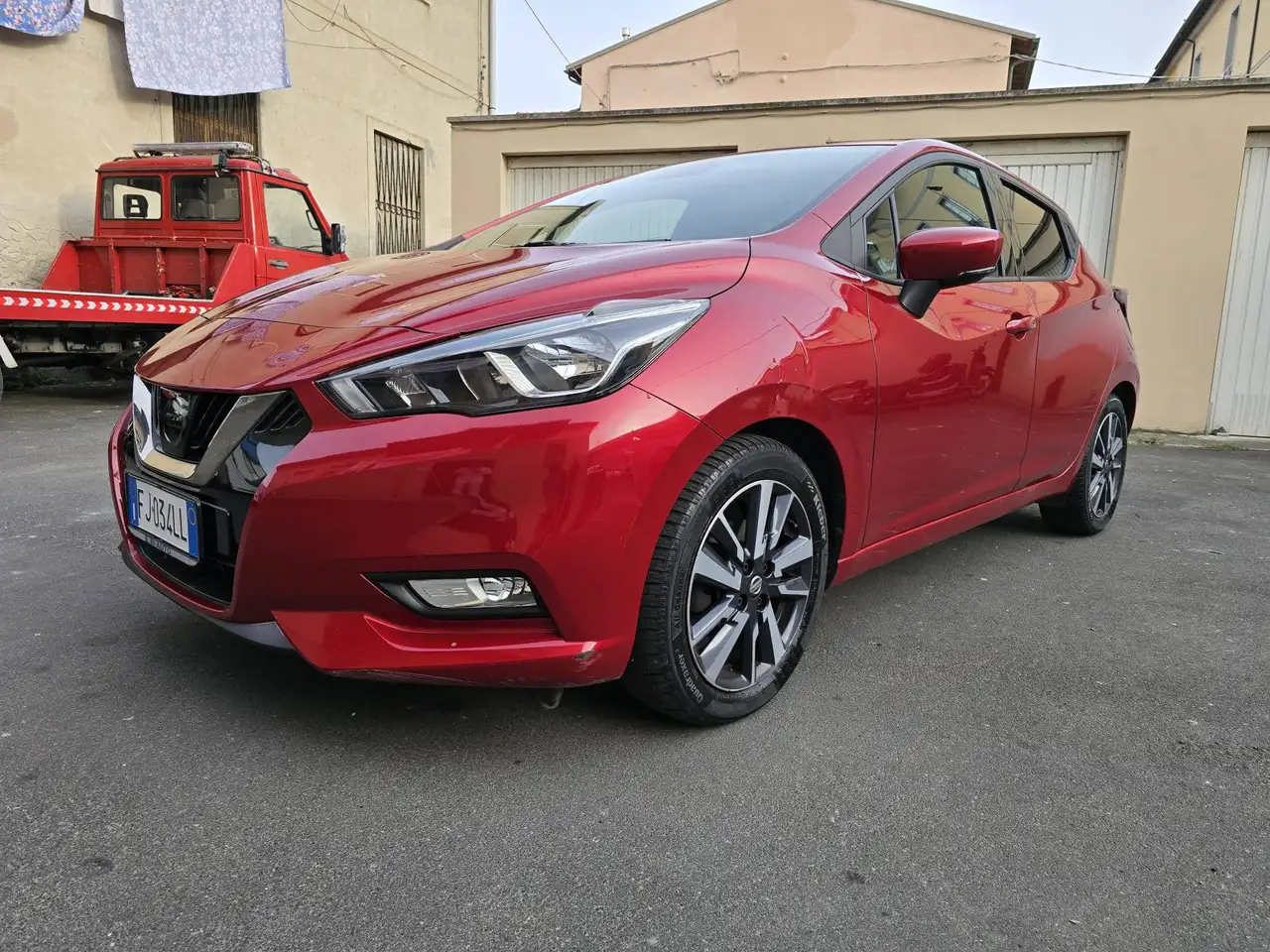 Nissan Micra