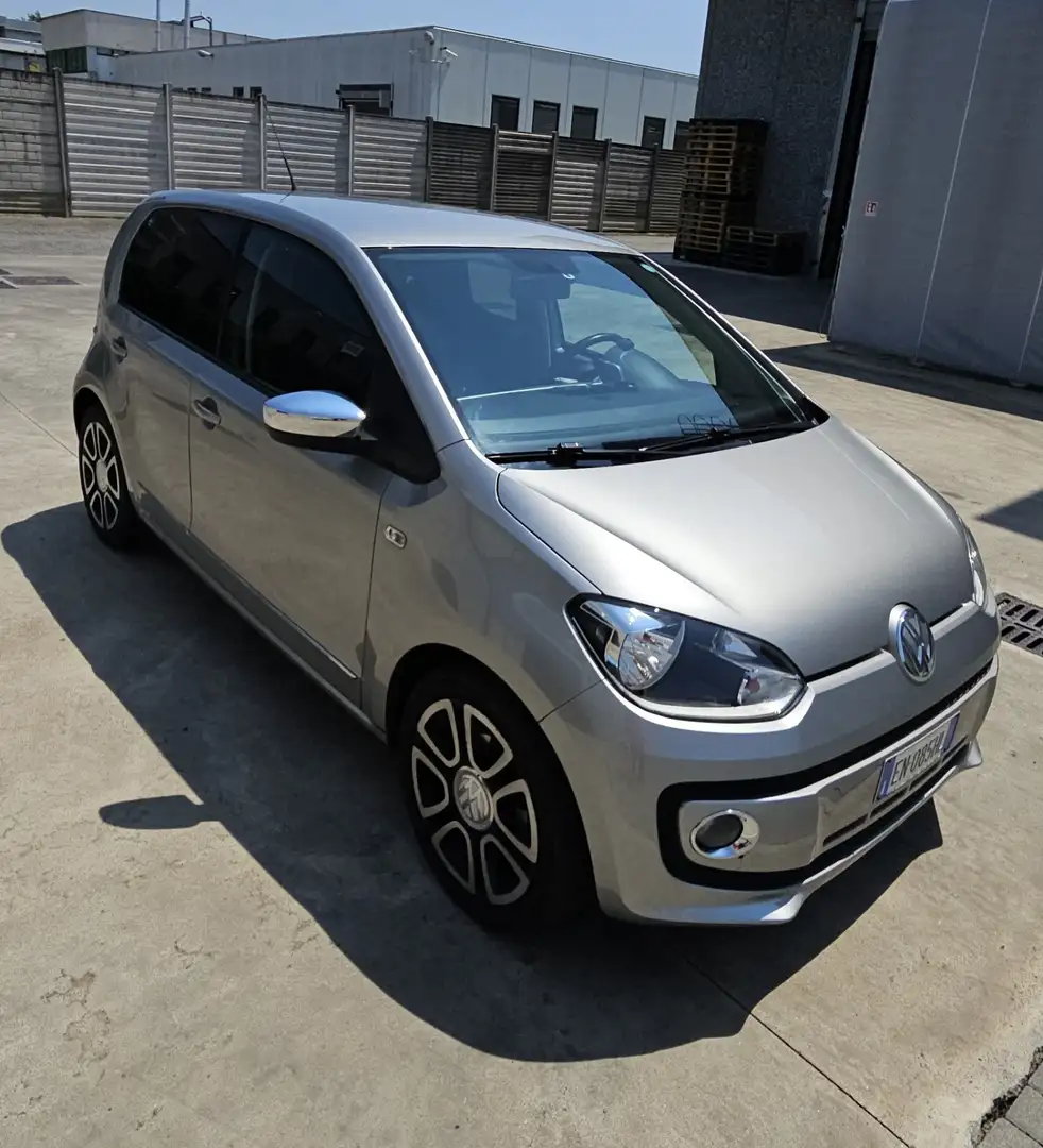 Volkswagen up! high - 2