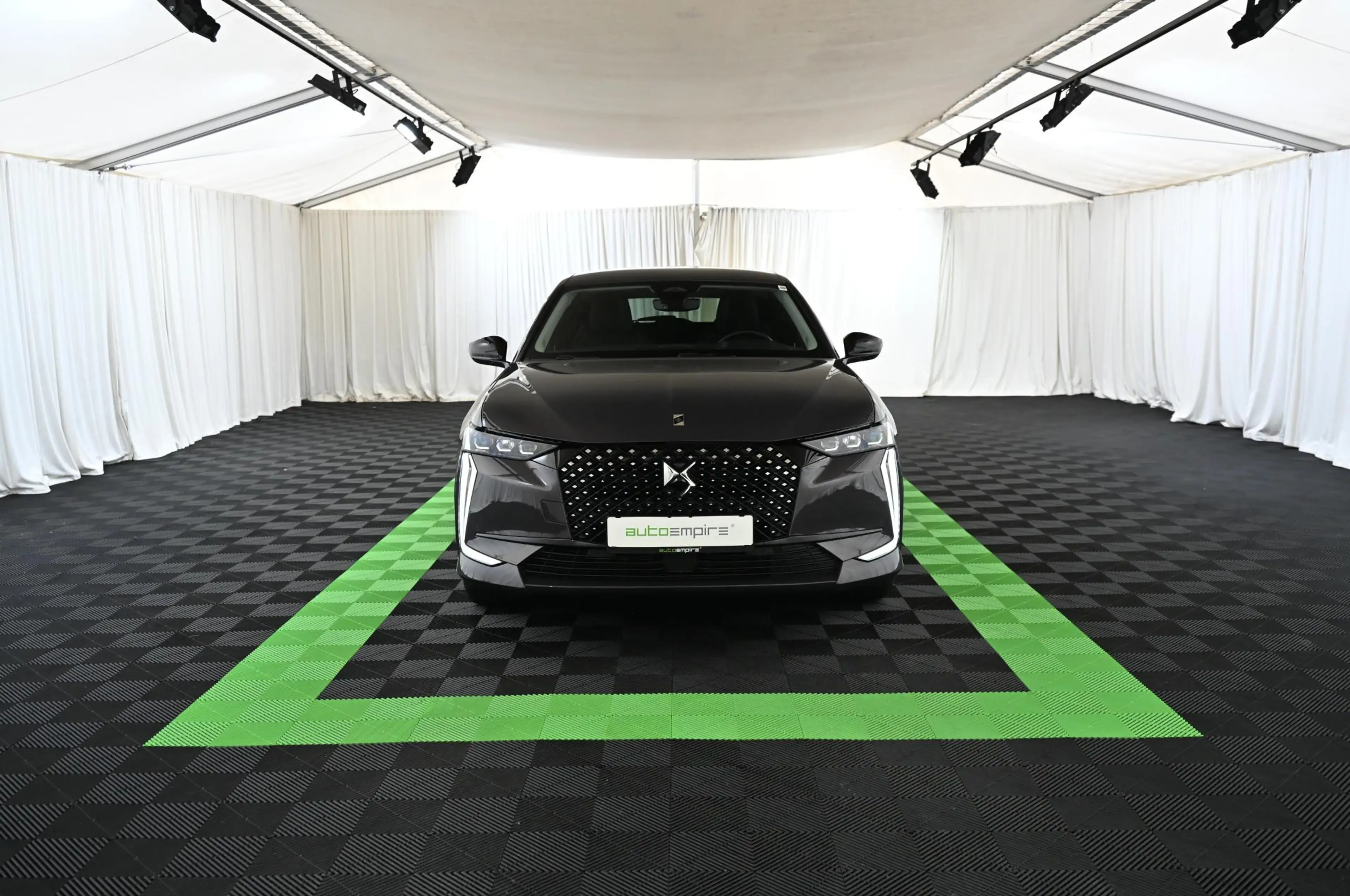 DS Automobiles DS 4 1.6 E-Tense 225 Etolie Alcantara UVP 53.000 EUR — photo 3