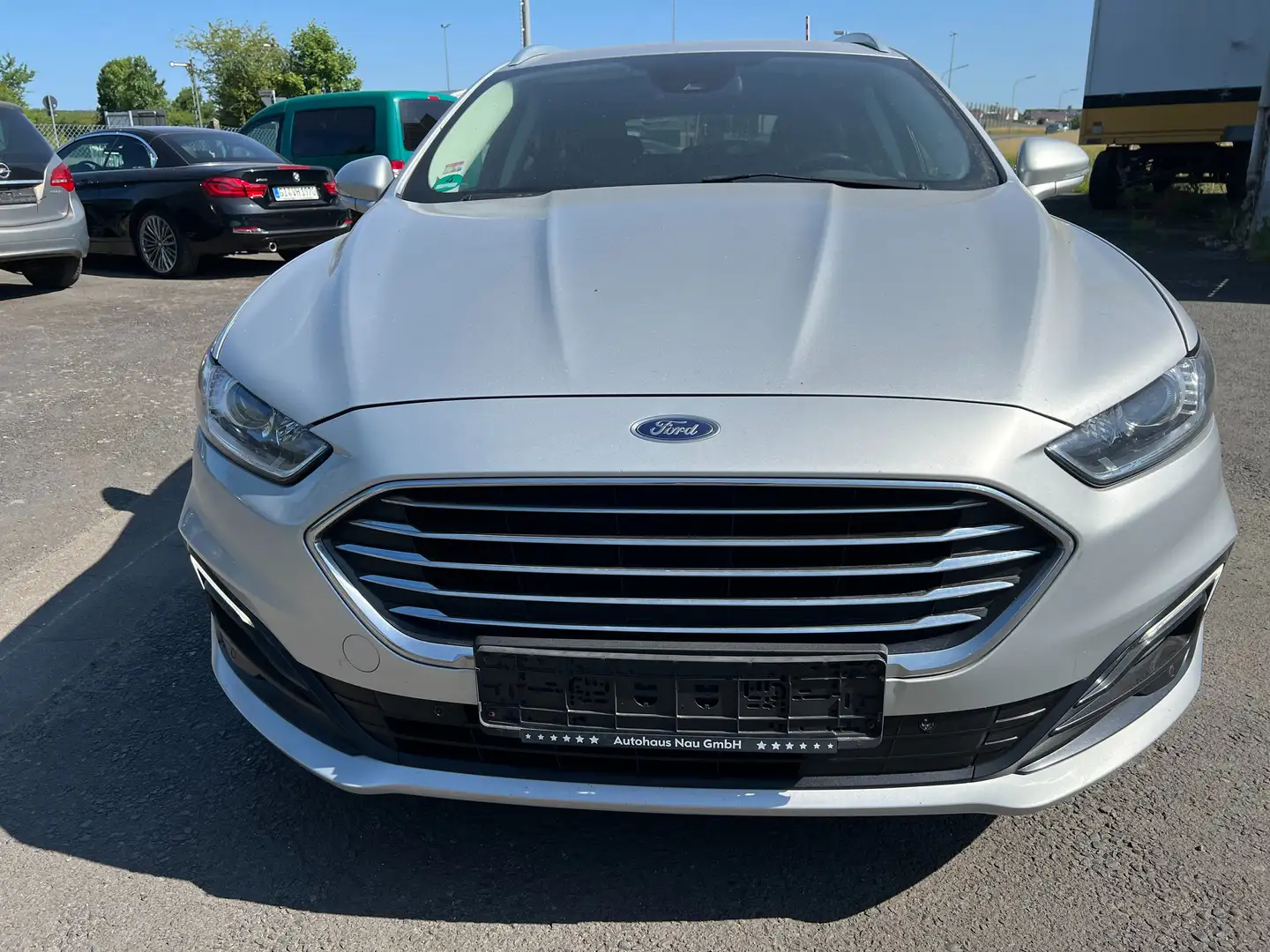 Ford Mondeo Business Edition Silber - 1