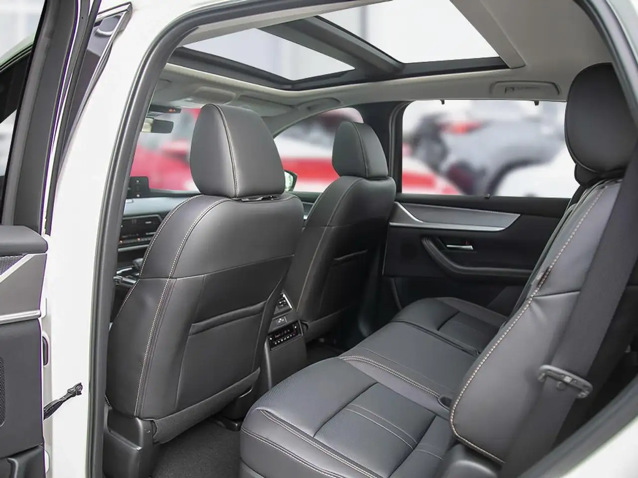 Mazda CX-90 MHEV снимка Mazda CX-90 MHEV