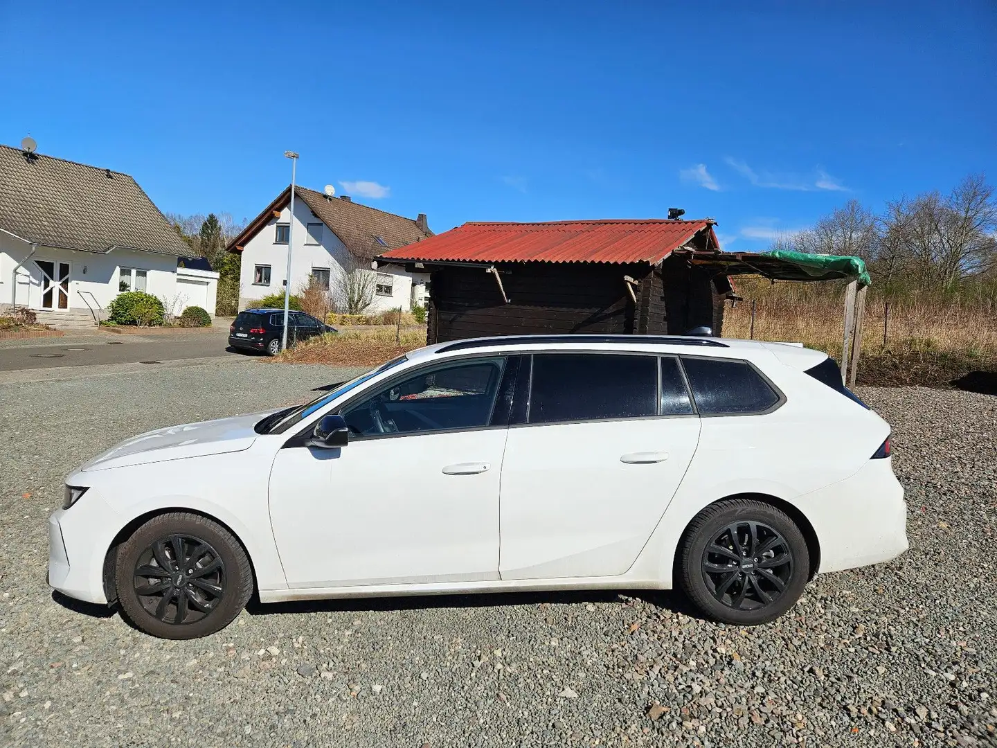 Opel Astra Sports Tourer*Automatik*PDC v+h*8-fach ALU Weiß - 1
