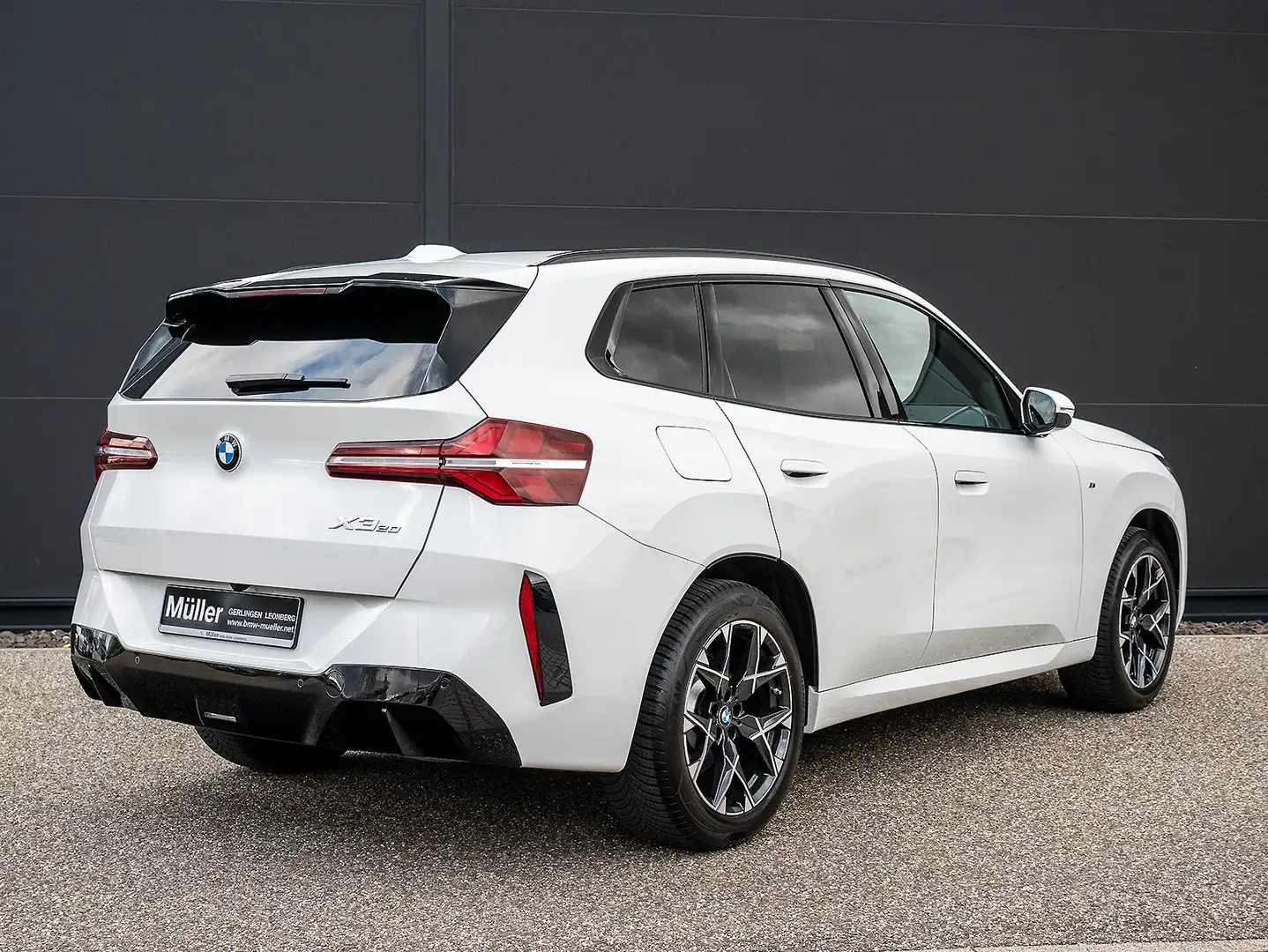 BMW X3 xDrive20i UPE 68030 EUR M Sportpaket AHK ACC 360° Weiß - 2
