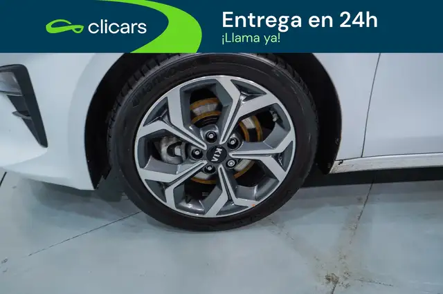 Kia Ceed view 11