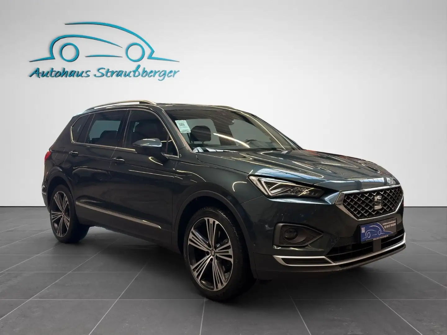 SEAT Tarraco Xcellence 4Drive STHZ PANO AHK RFK ACC Grün - 2