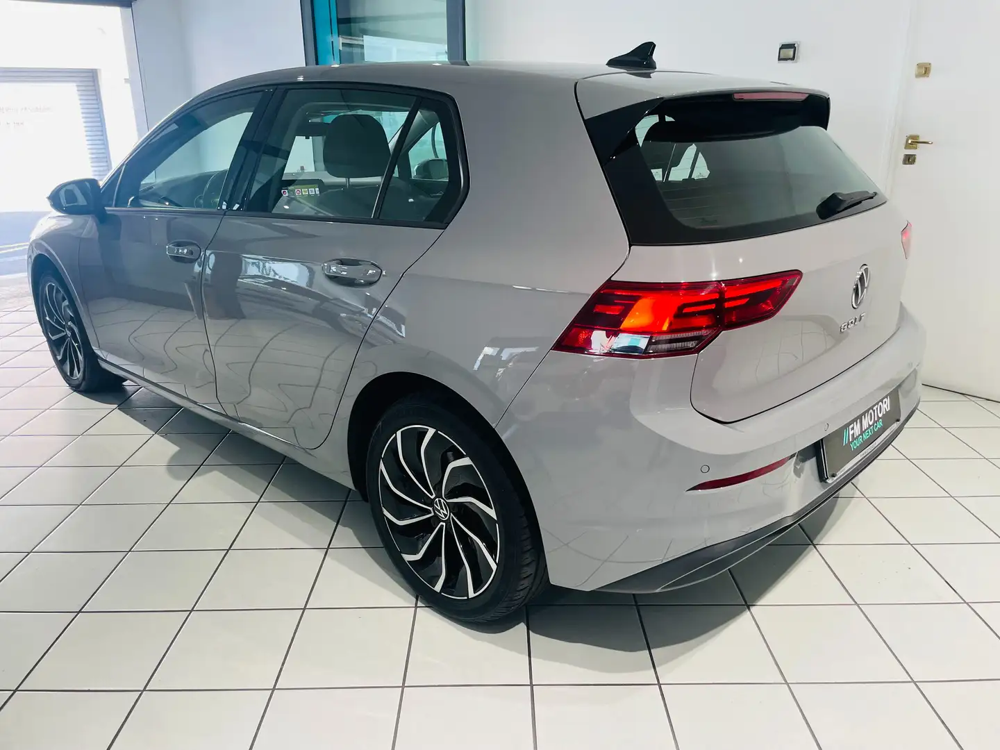 Volkswagen Golf Golf VIII 2020 2.0 tdi Style 150cv dsg - 2