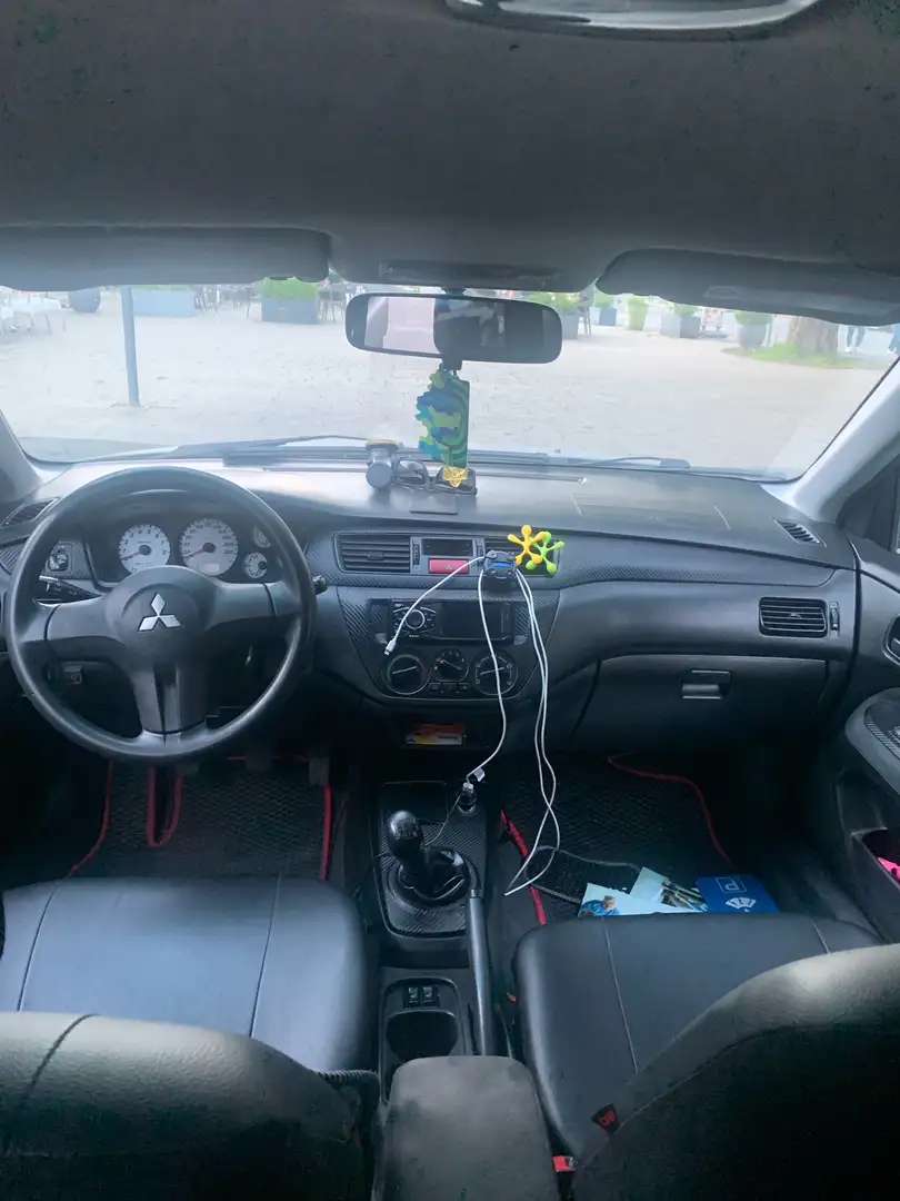 Mitsubishi Lancer 1600 GLXi Bej - 1
