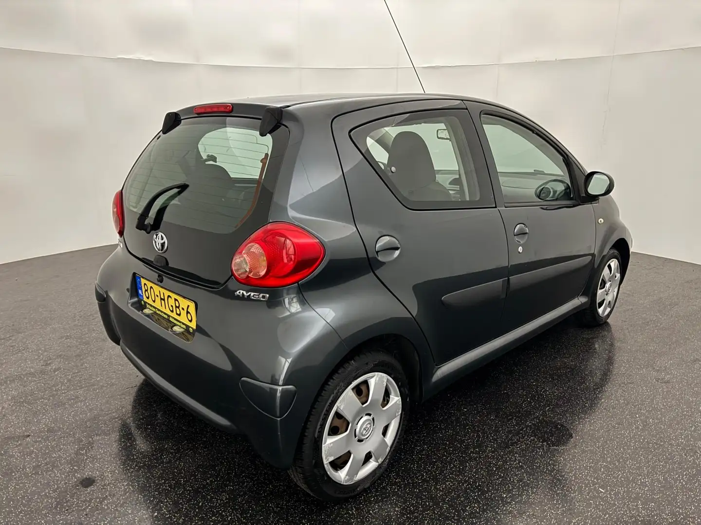 Toyota Aygo 1.0-12V + Airco 5deurs Gris - 2