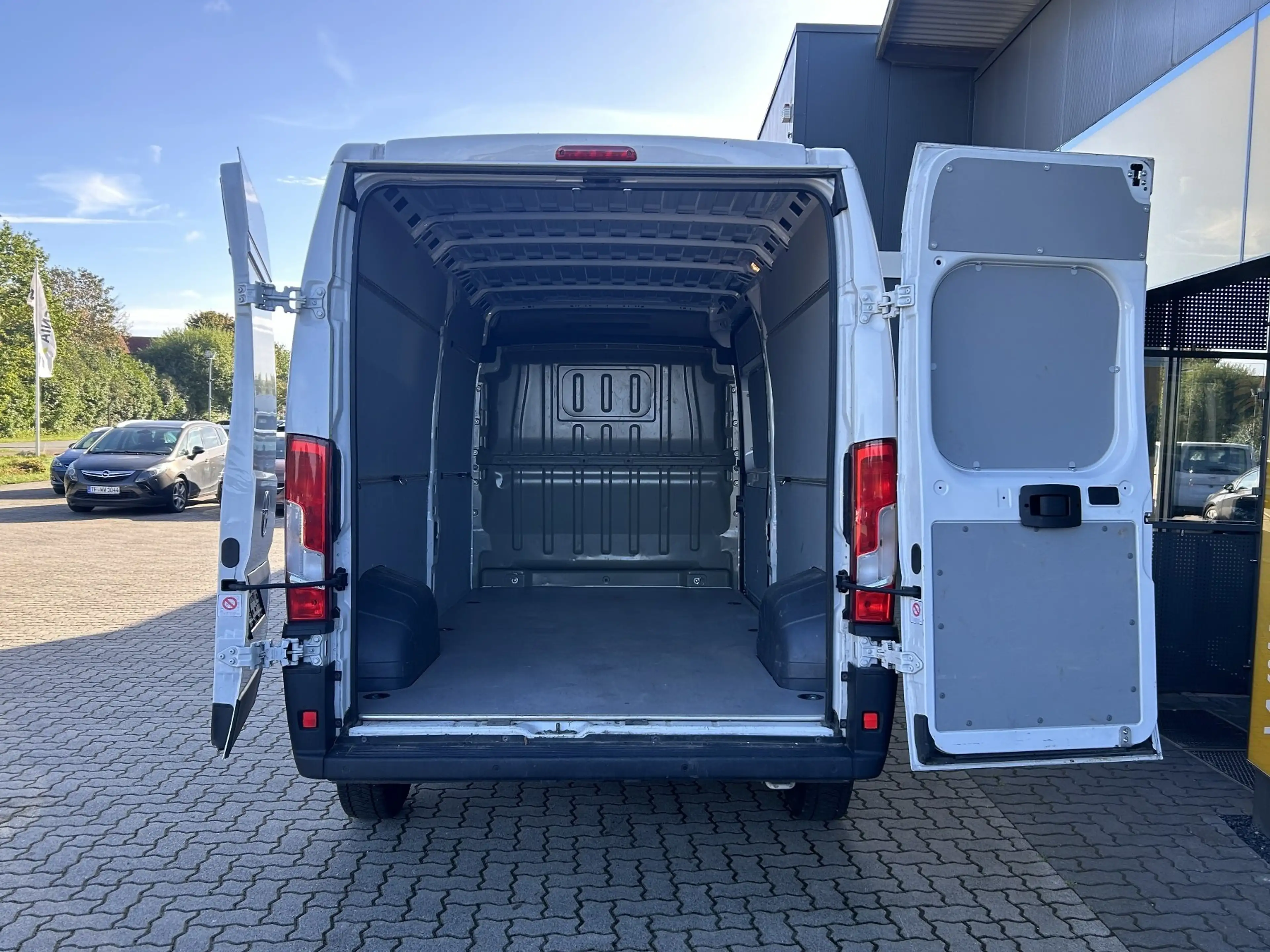Opel Movano Kasten L3H2 Navi — photo 4