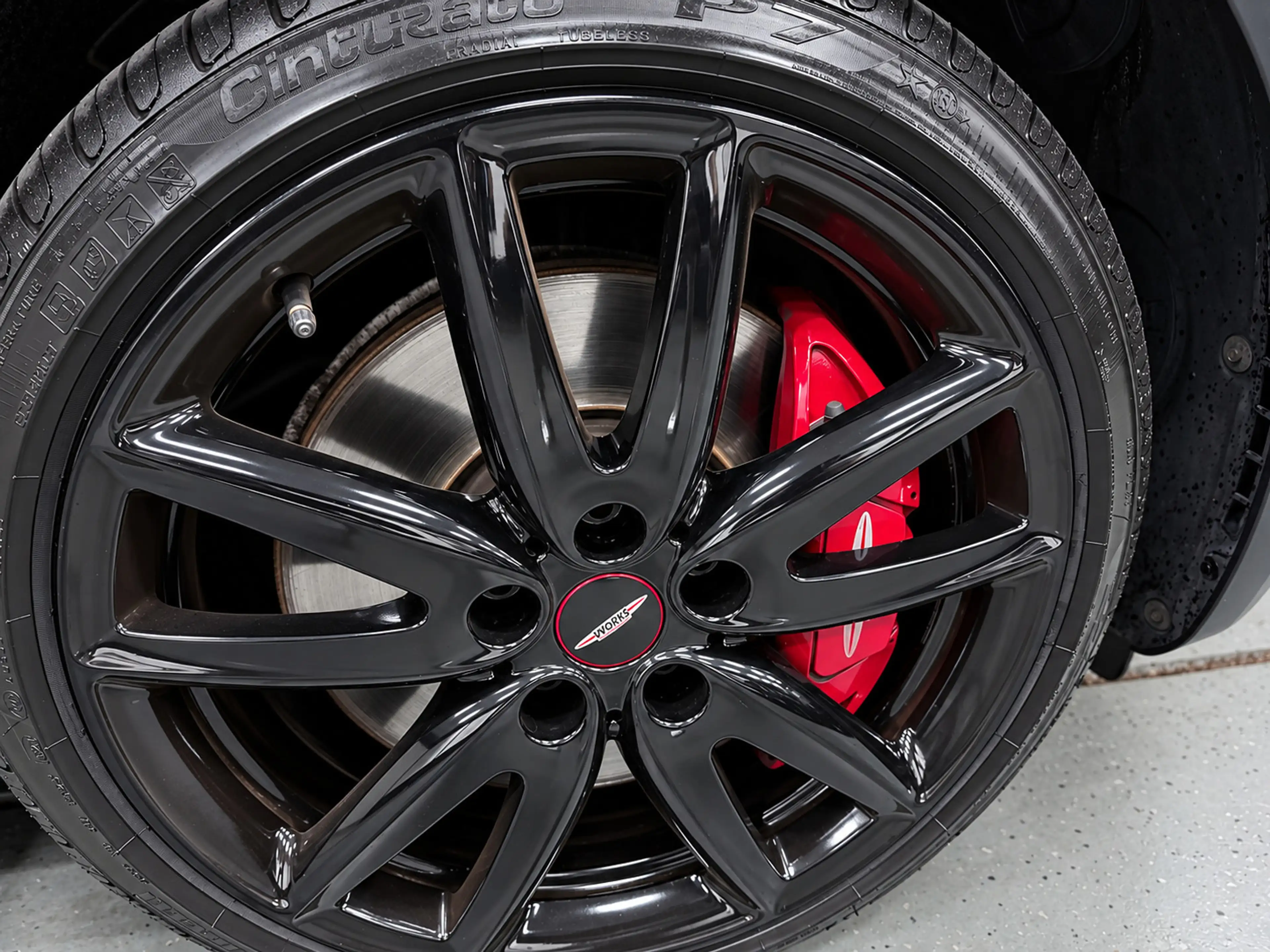 MINI John Cooper Works Clubman 2.0 ALL4 Chili 231PK JCW-STOELEN/ALCANTARA/PANO/NA — photo 12