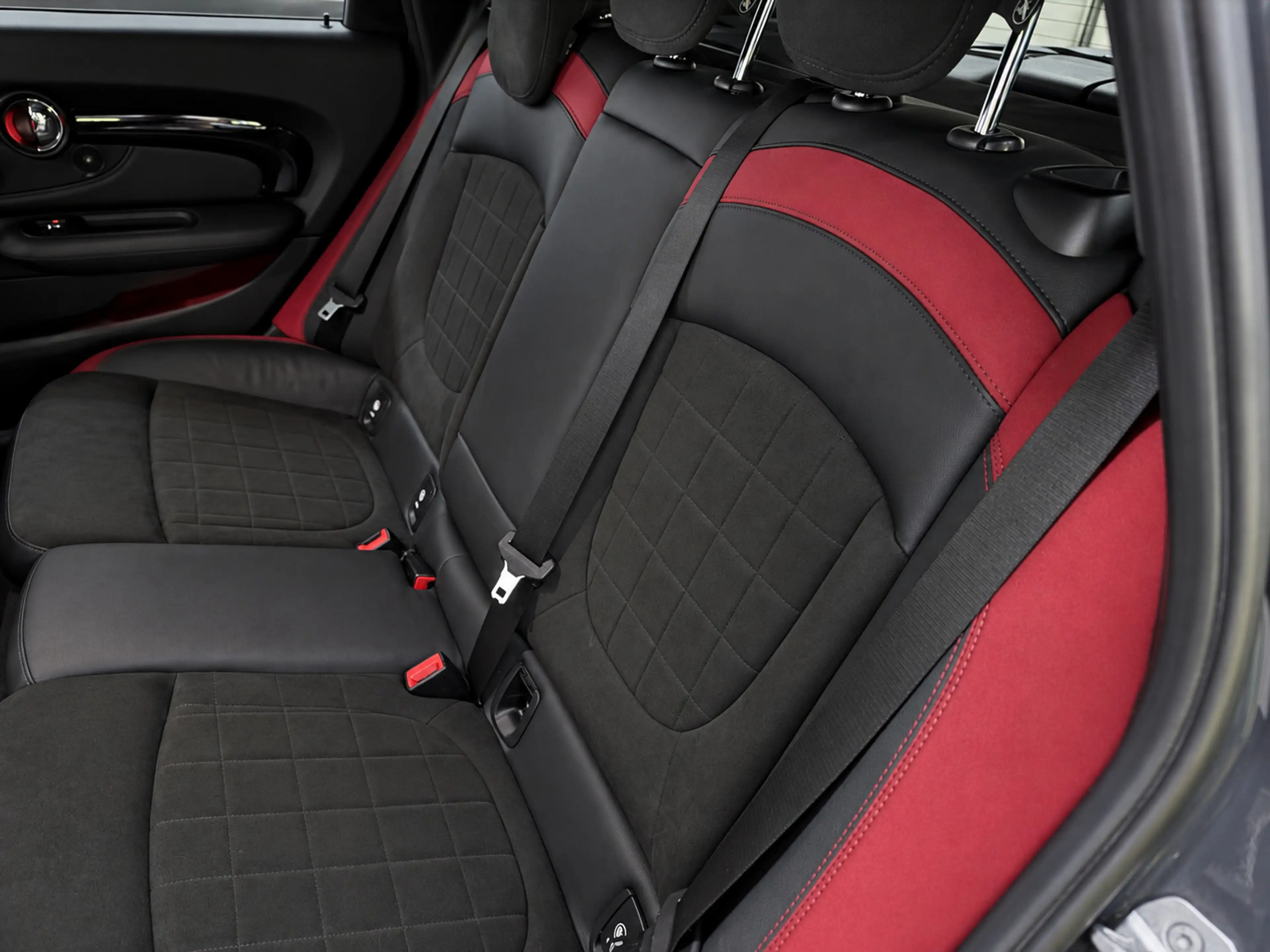 MINI John Cooper Works Clubman 2.0 ALL4 Chili 231PK JCW-STOELEN/ALCANTARA/PANO/NA — photo 14