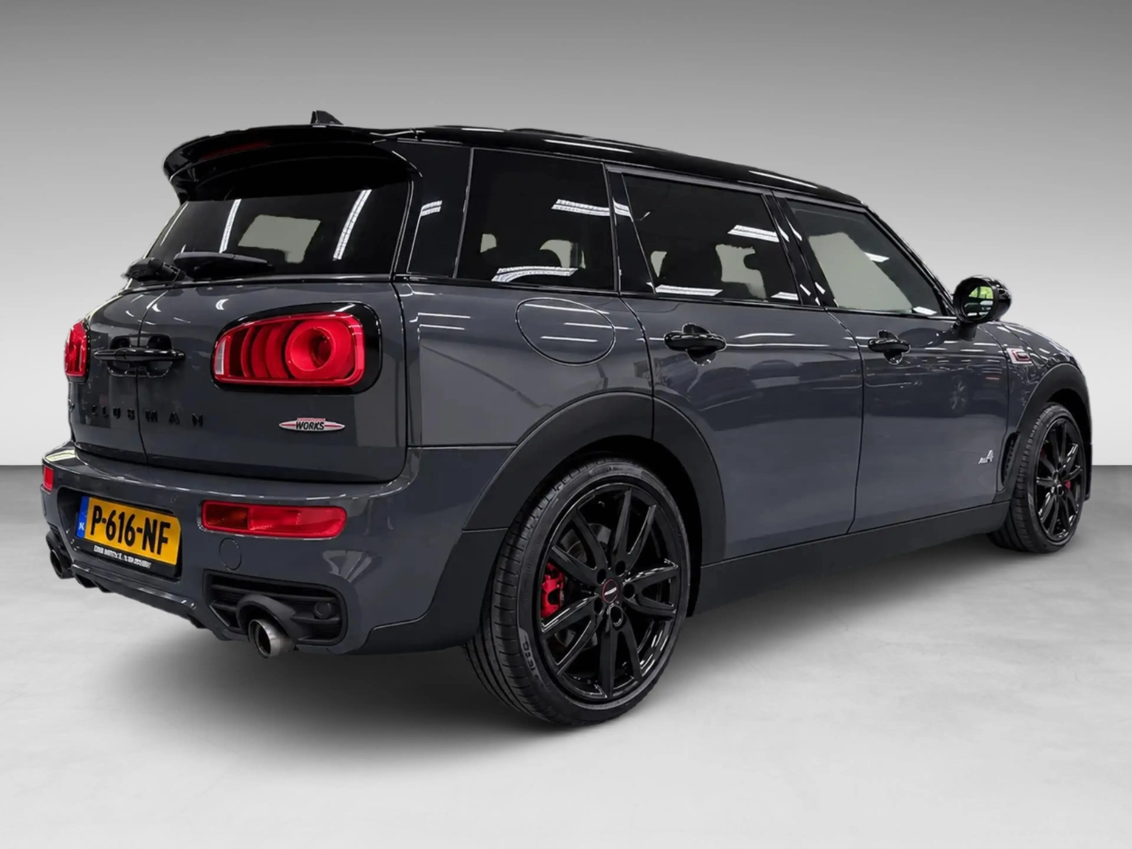 MINI John Cooper Works Clubman 2.0 ALL4 Chili 231PK JCW-STOELEN/ALCANTARA/PANO/NA — photo 2