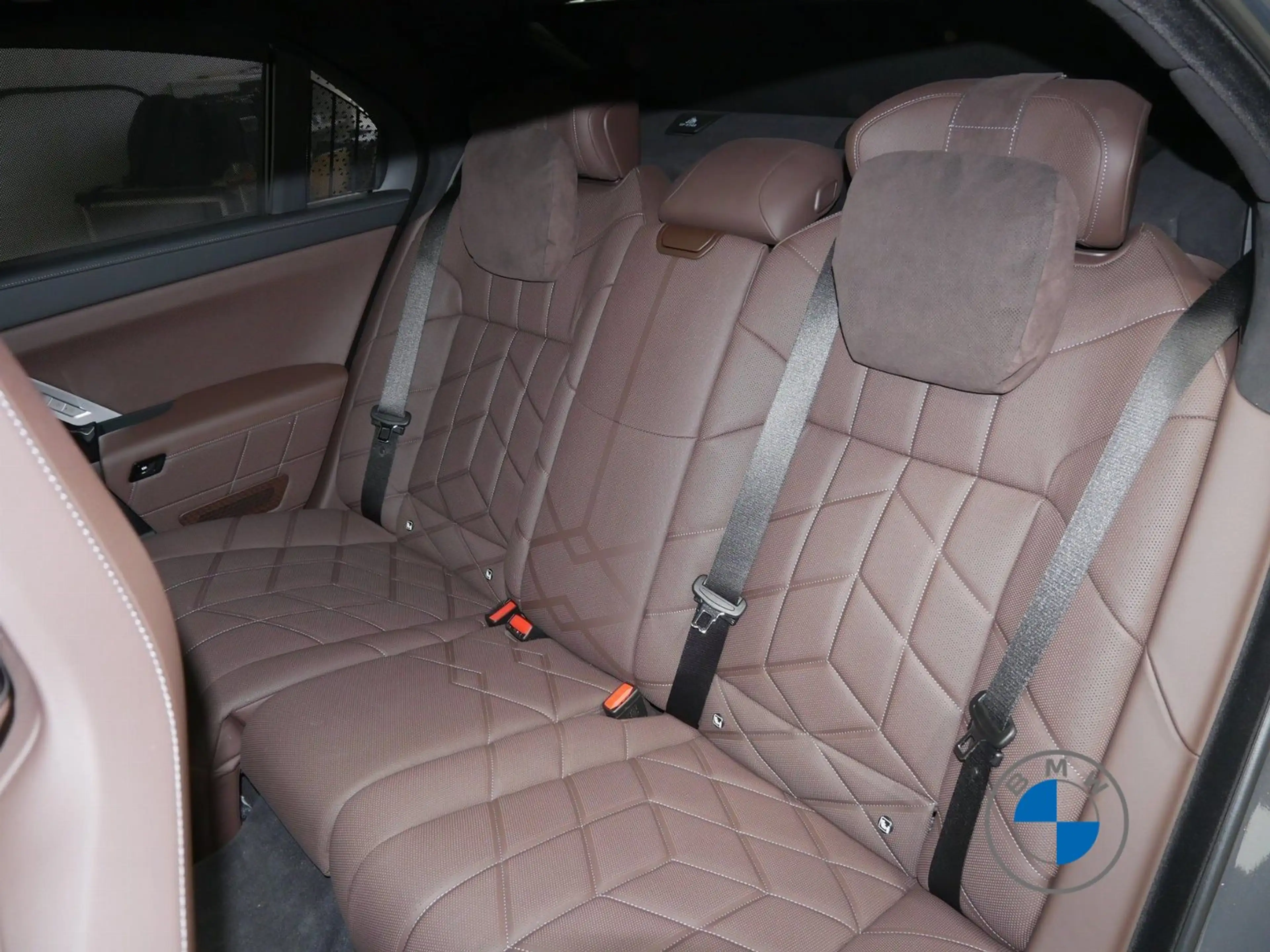 BMW i7 60 xDrive 21" Fond TV AHK Leas.o.Anz.ab 799€ — photo 12
