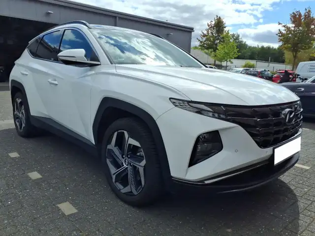 Hyundai Tucson view 4
