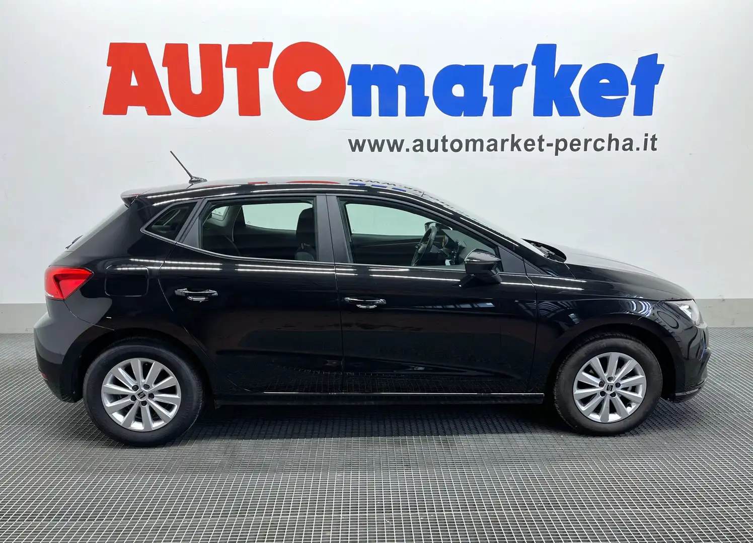 SEAT Ibiza 1.0 ecotsi Style 95cv Nero - 1