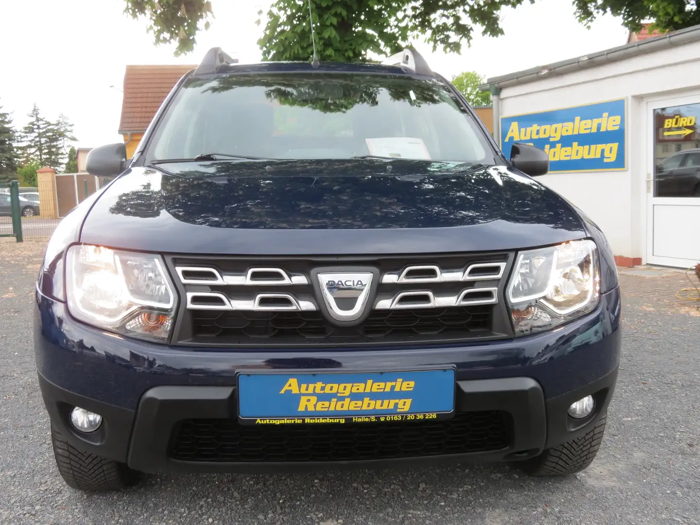 Dacia Duster Laureate 4x2 1.Hd.!!Allwetter!!Klima!! plava - 2