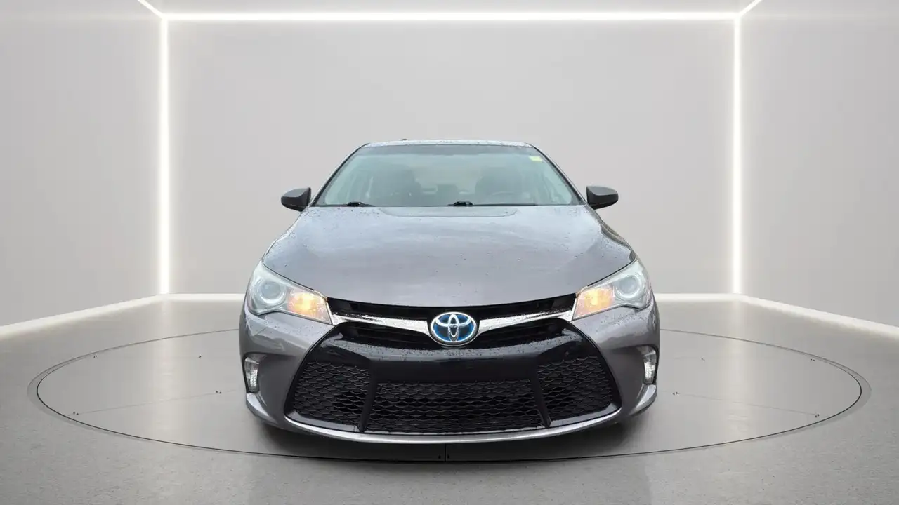 Toyota Camry снимка Toyota Camry