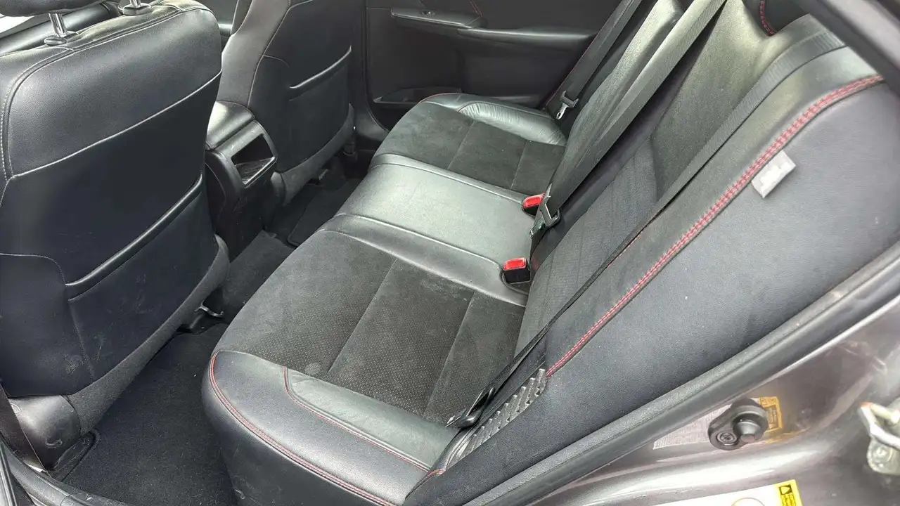 Toyota Camry снимка Toyota Camry