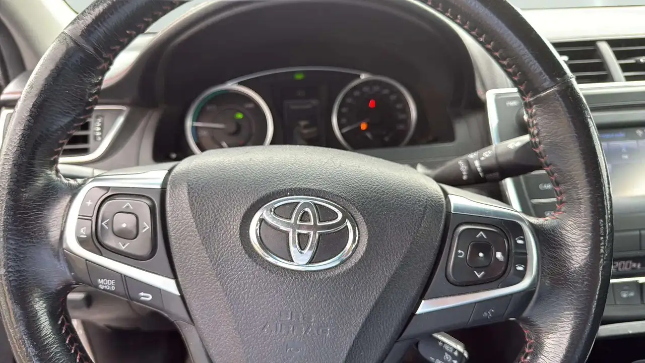 Toyota Camry снимка Toyota Camry