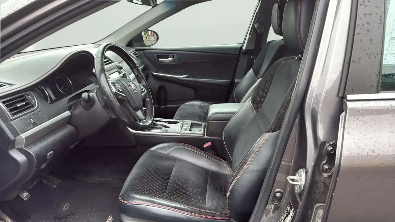 Toyota Camry снимка Toyota Camry