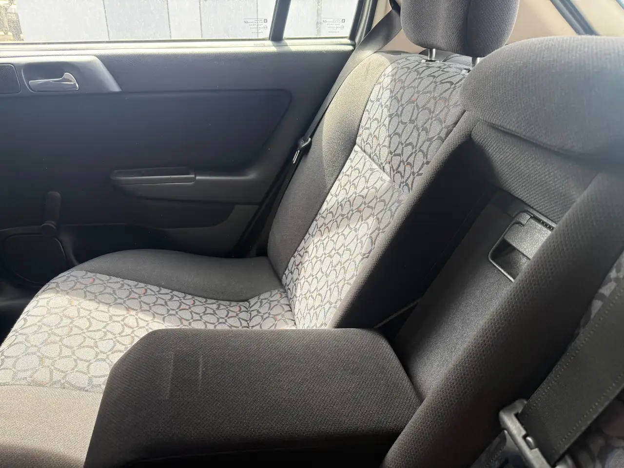 Opel Astra 1.6 Comfort Automatik 8fach bereift Klima el Fenst, foto 9