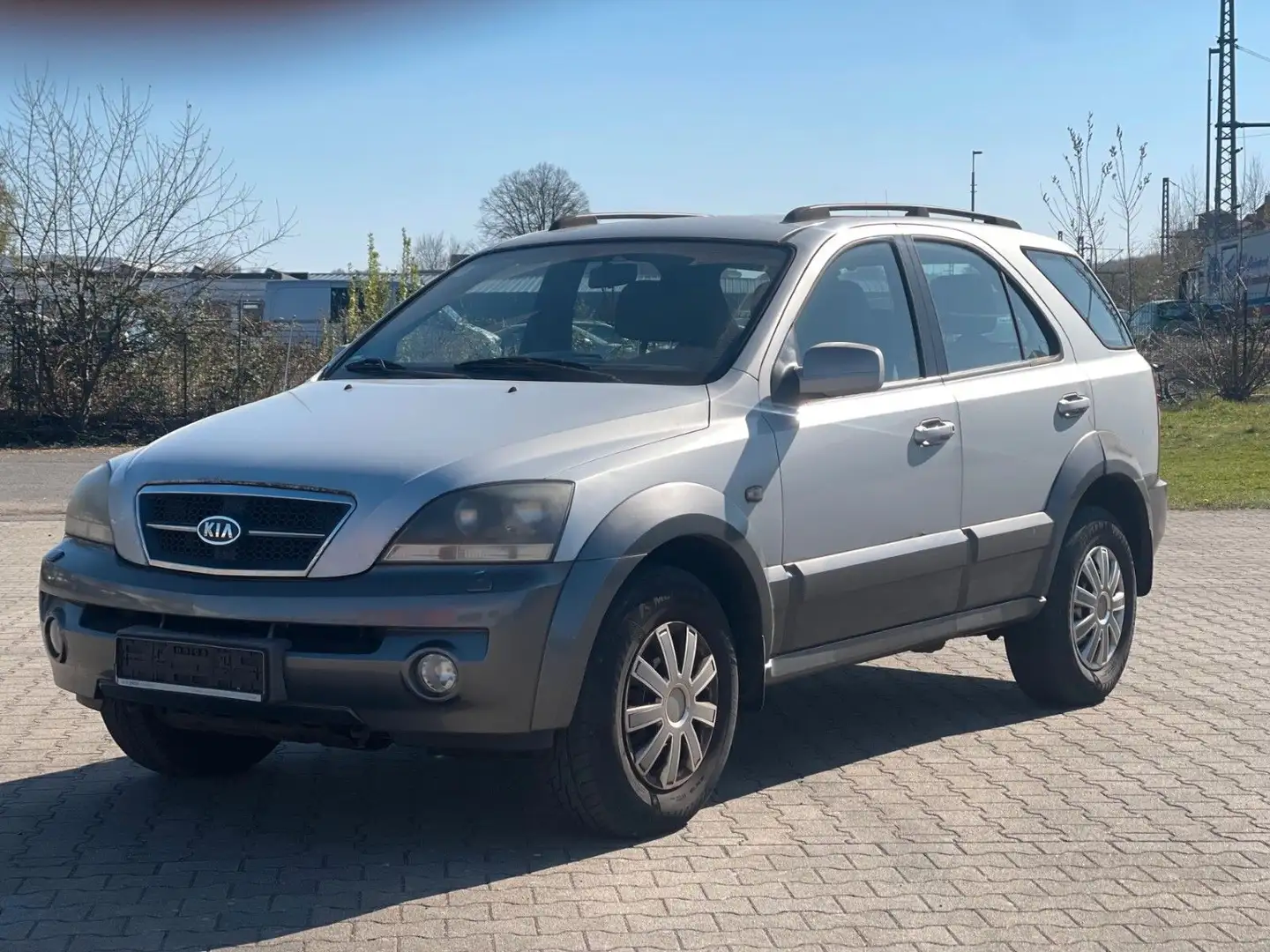 Kia Sorento 2.5 CRDi Automatik Silber - 2