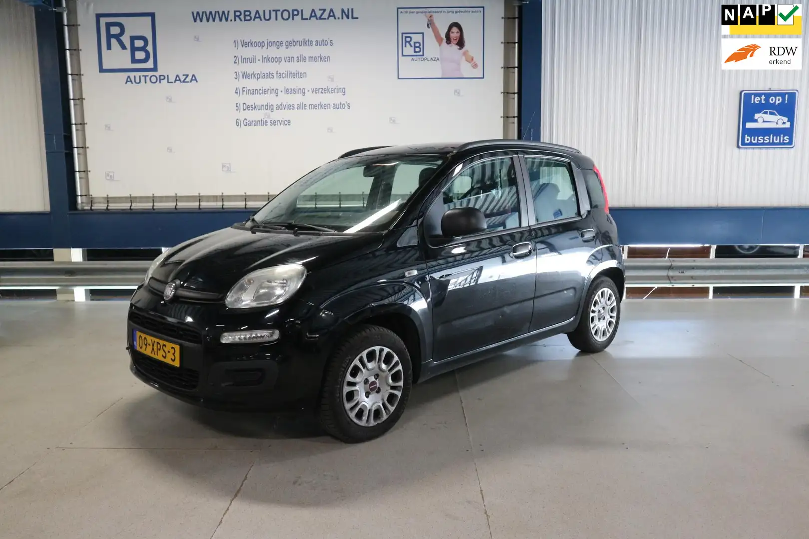 Fiat Panda 0.9 TwinAir Easy / AIRCO / NAP / NW APK ! ! ! Zwart - 1