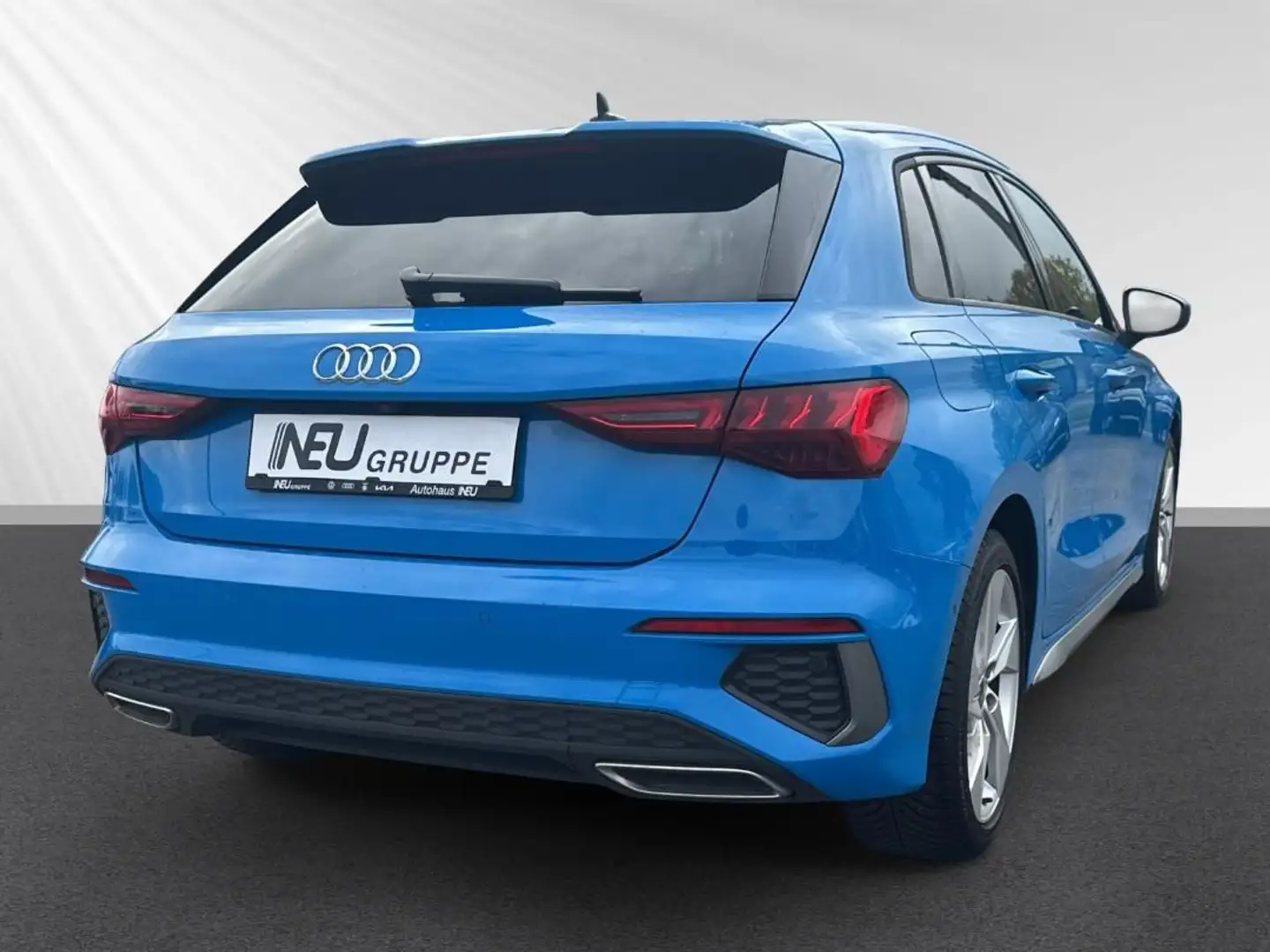 Audi A3 Sportback S line 30 TDI S tronic NAVI GRA RFK Blauw - 2