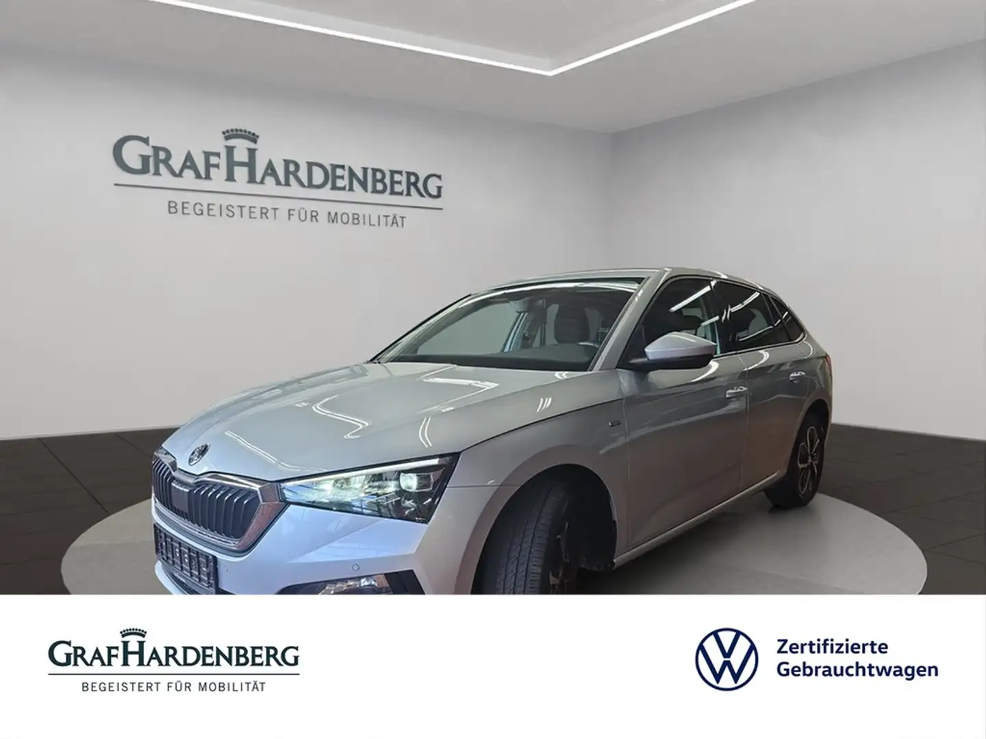 Skoda Scala Drive 125 1.5 TSI DSG Navi LED AVV Zilver - 1