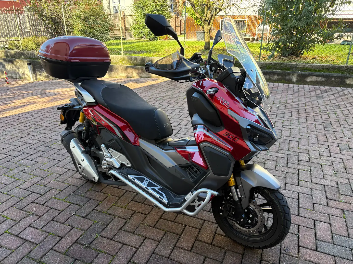 KL Motors Brera X 300 Rosso - 1