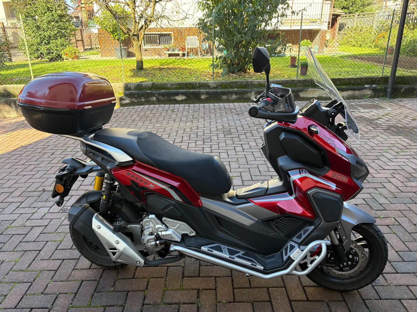KL Motors Brera X 300 Rosso - 2