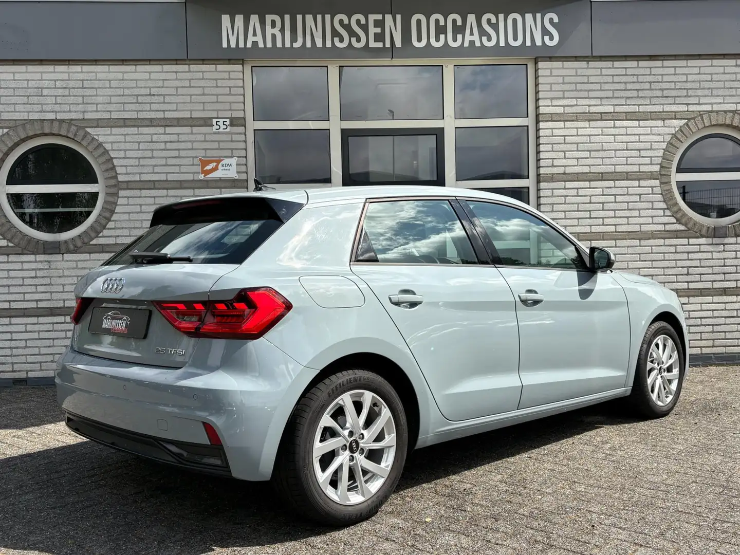 Audi A1 Sportback 25 TFSI Advanced edition |VIR DASH, CARP Grijs - 2