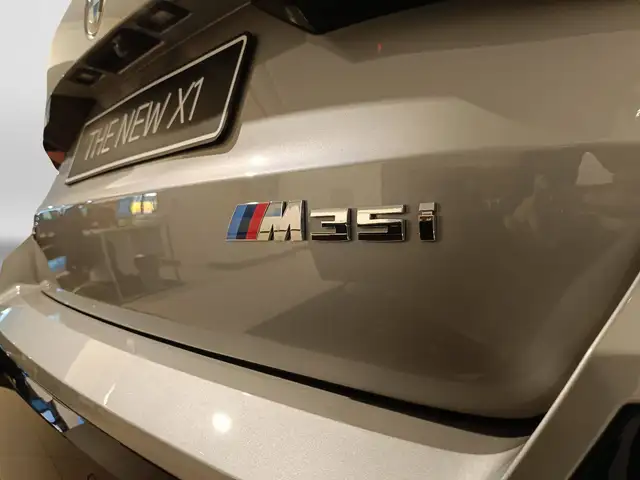 BMW X1 view 6
