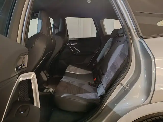 BMW X1 view 9