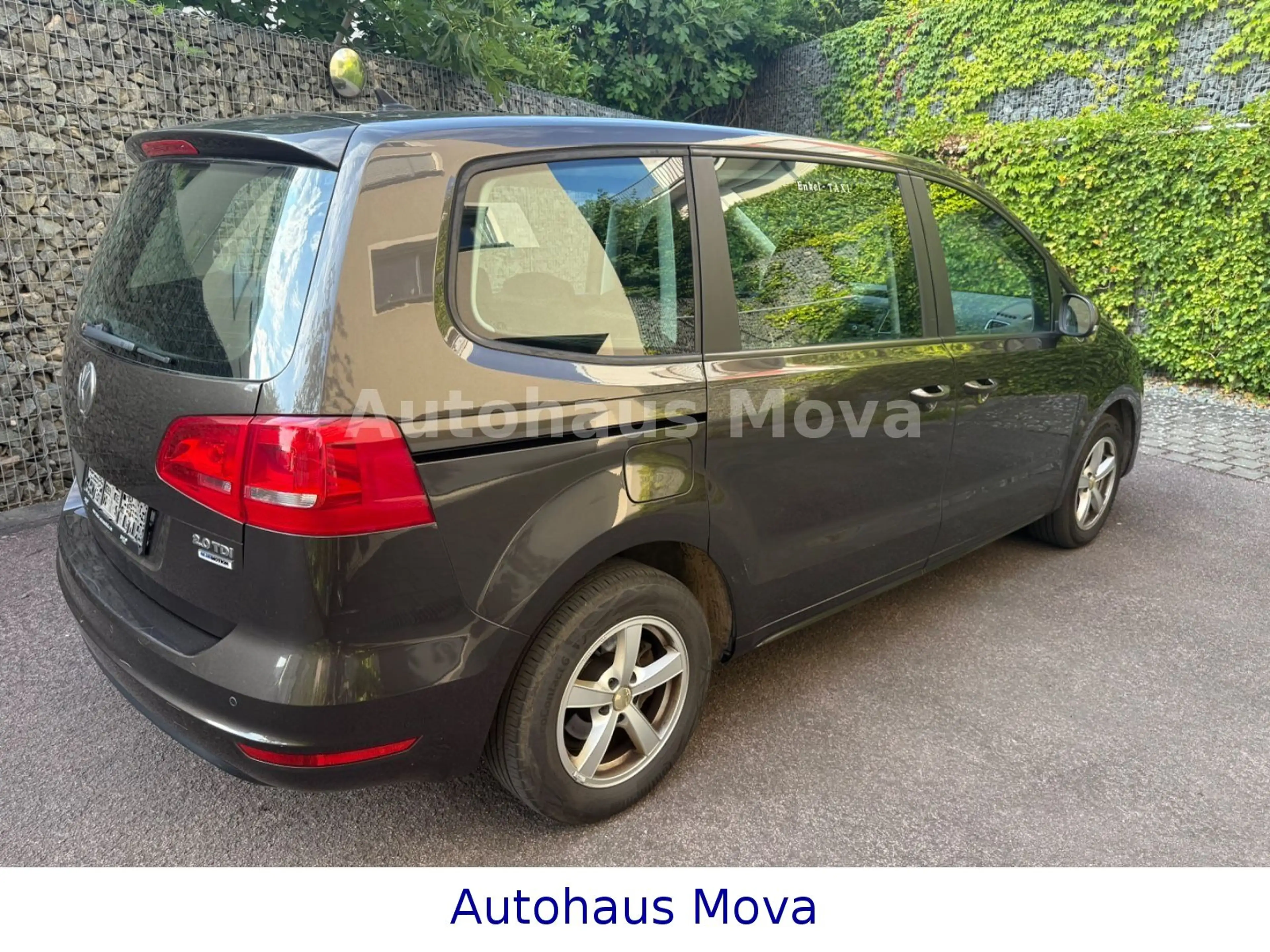 Volkswagen Sharan Trendline BMT — photo 3