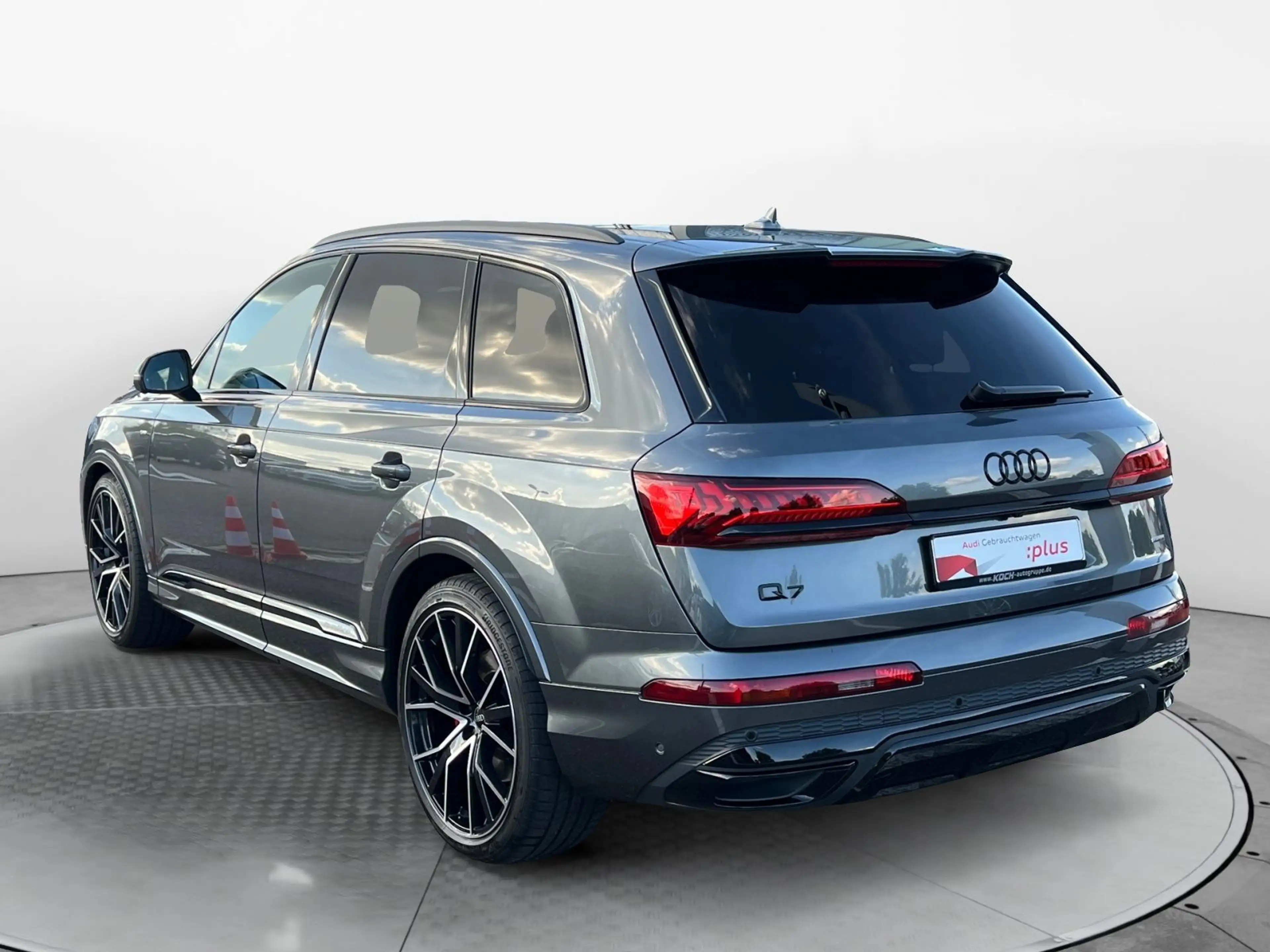 Audi Q7 50 TDI q. Tiptr. competition plus,AHK,Pano — photo 3