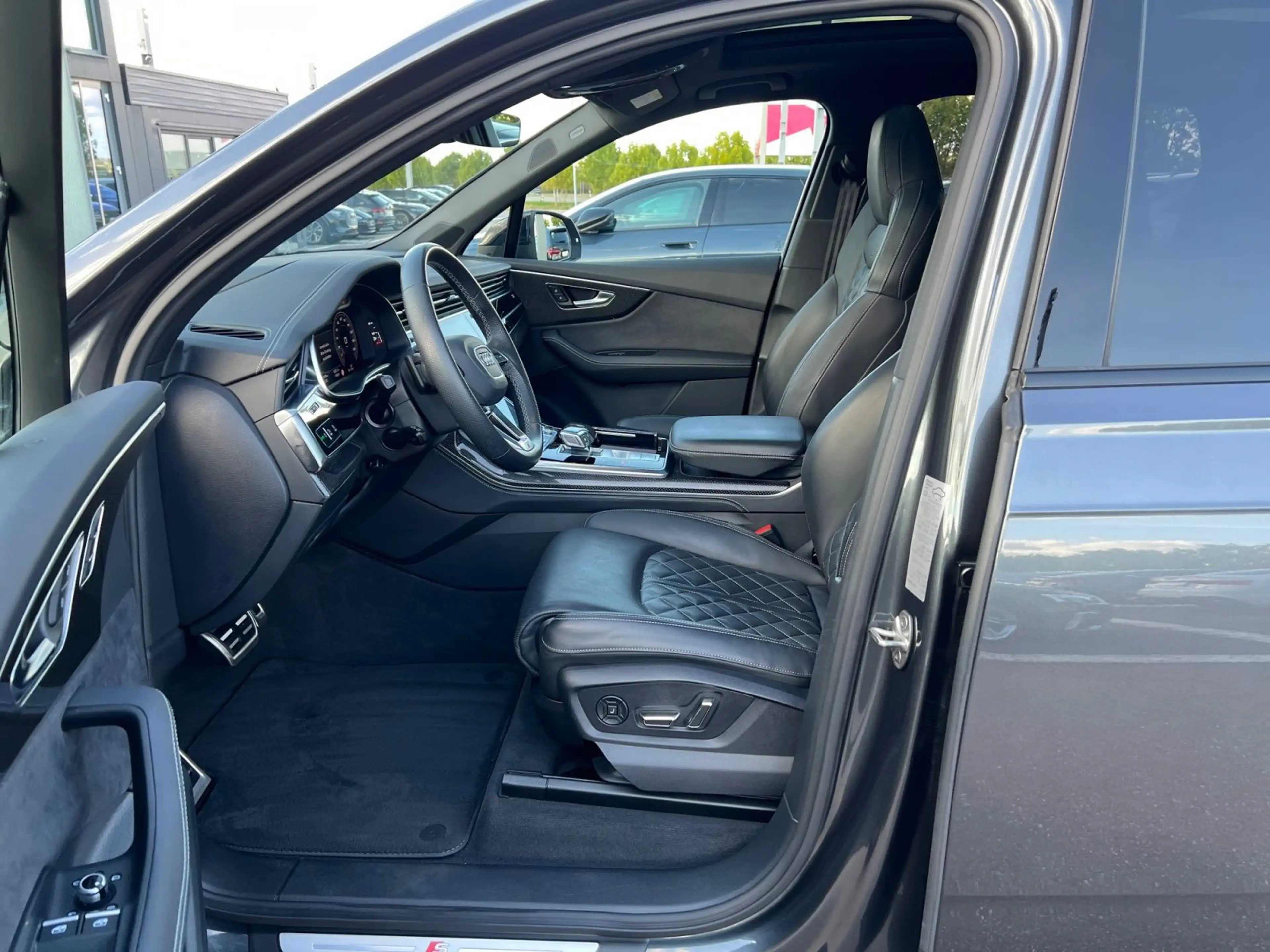 Audi Q7 50 TDI q. Tiptr. competition plus,AHK,Pano — photo 6