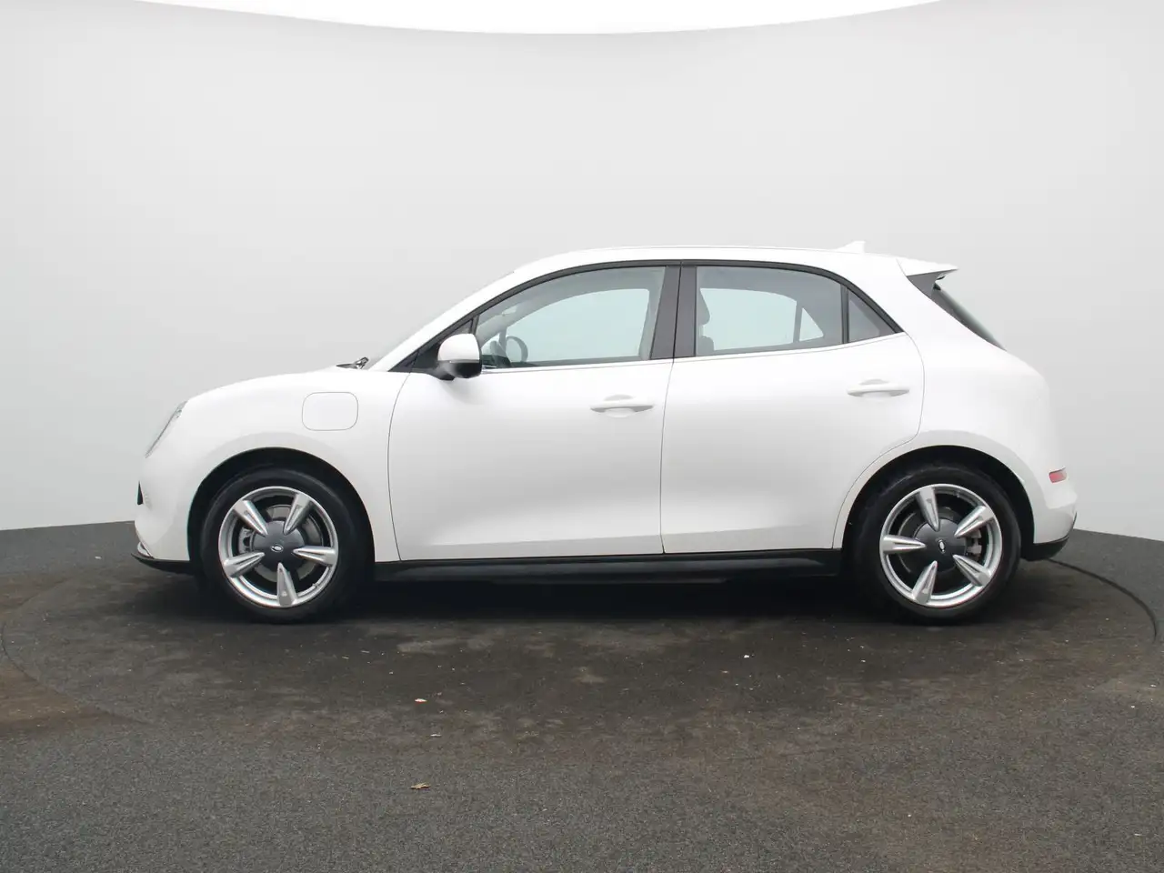 GWM ORA 03 300 / Navi, CarPlay, SmartKey, LED, ACC 3