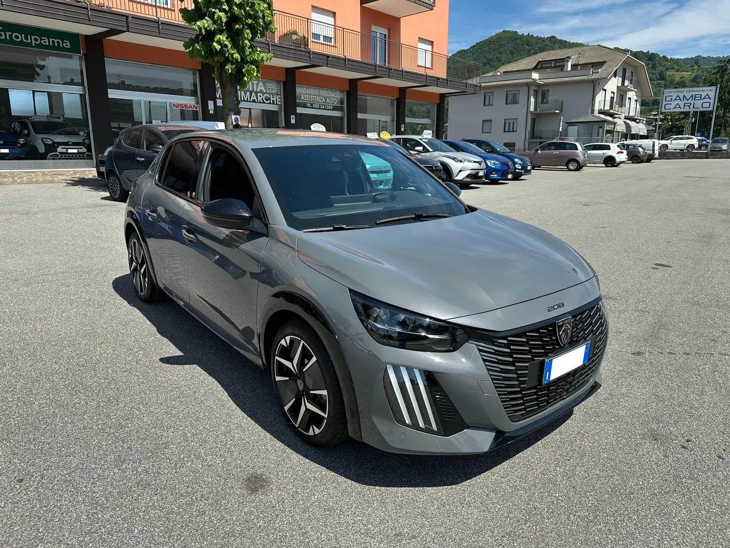 Peugeot 208 PureTech 100 Stop&Start 5 porte GT Grigio - 2