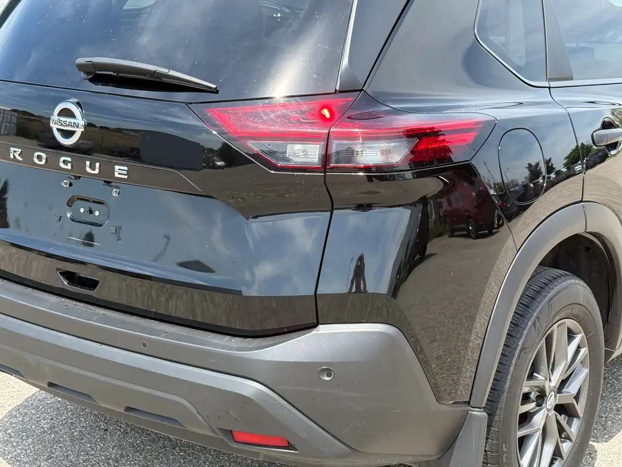 Nissan Rogue снимка Nissan Rogue
